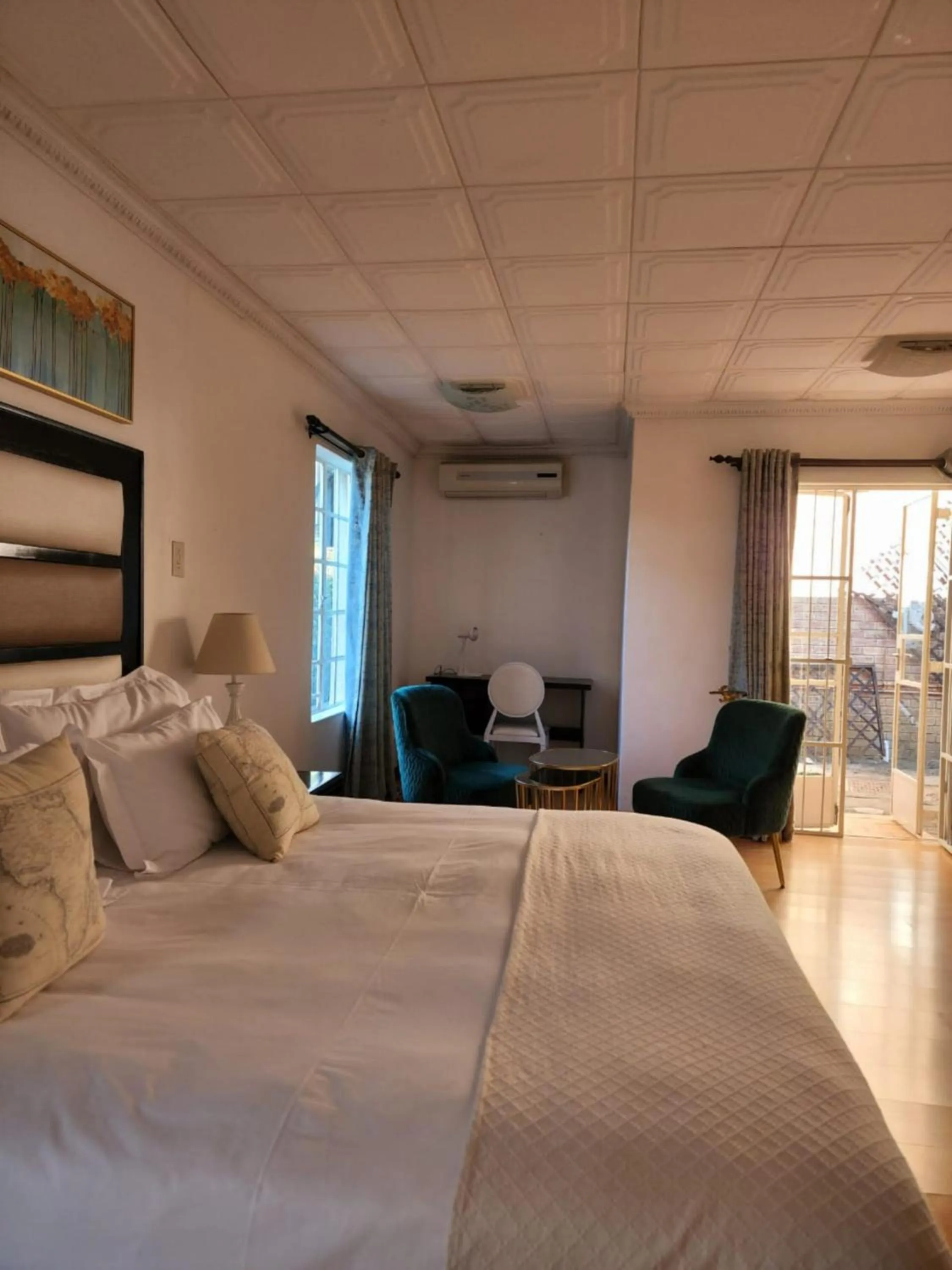 Bedroom, Bed in The Hills Guest House