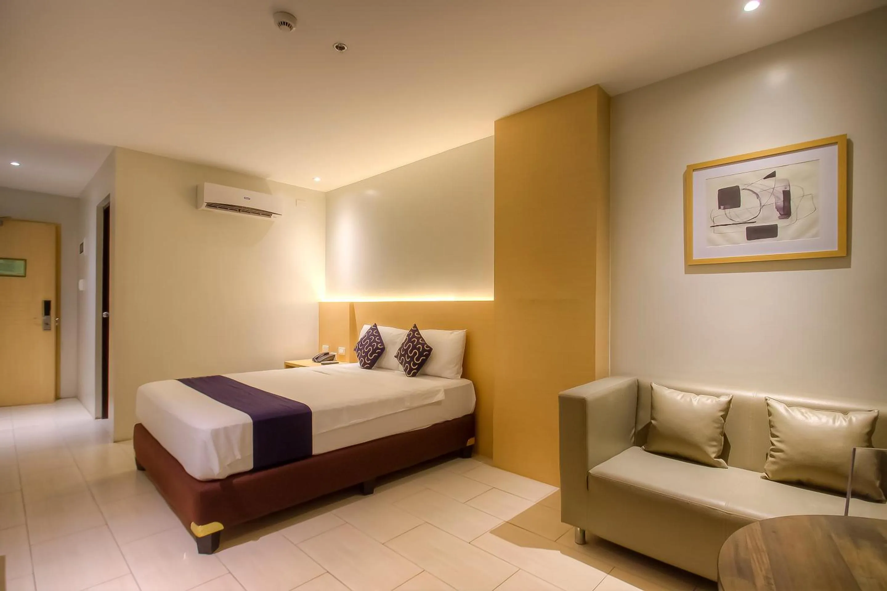 Bedroom, Bed in Capital O 827 Speciale Hotel