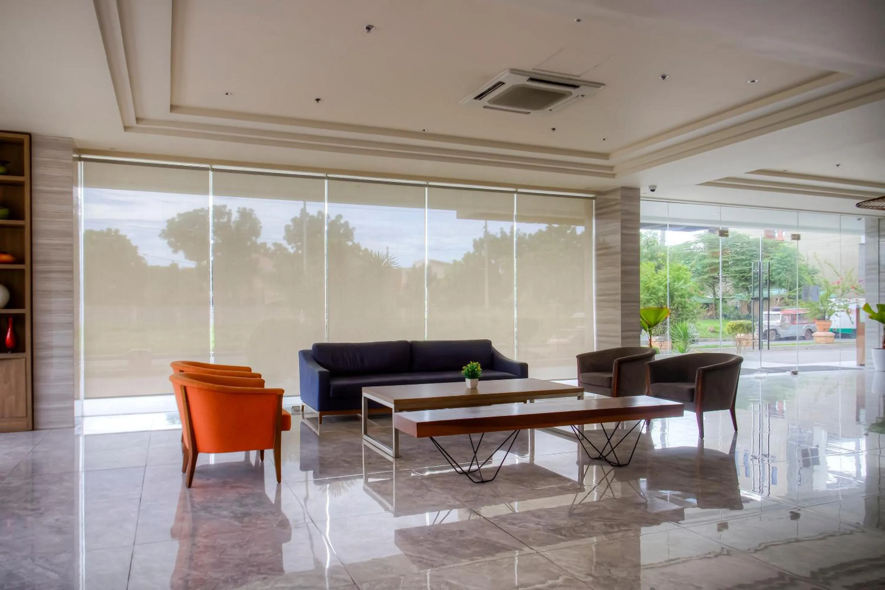 Lobby or reception in Capital O 827 Speciale Hotel