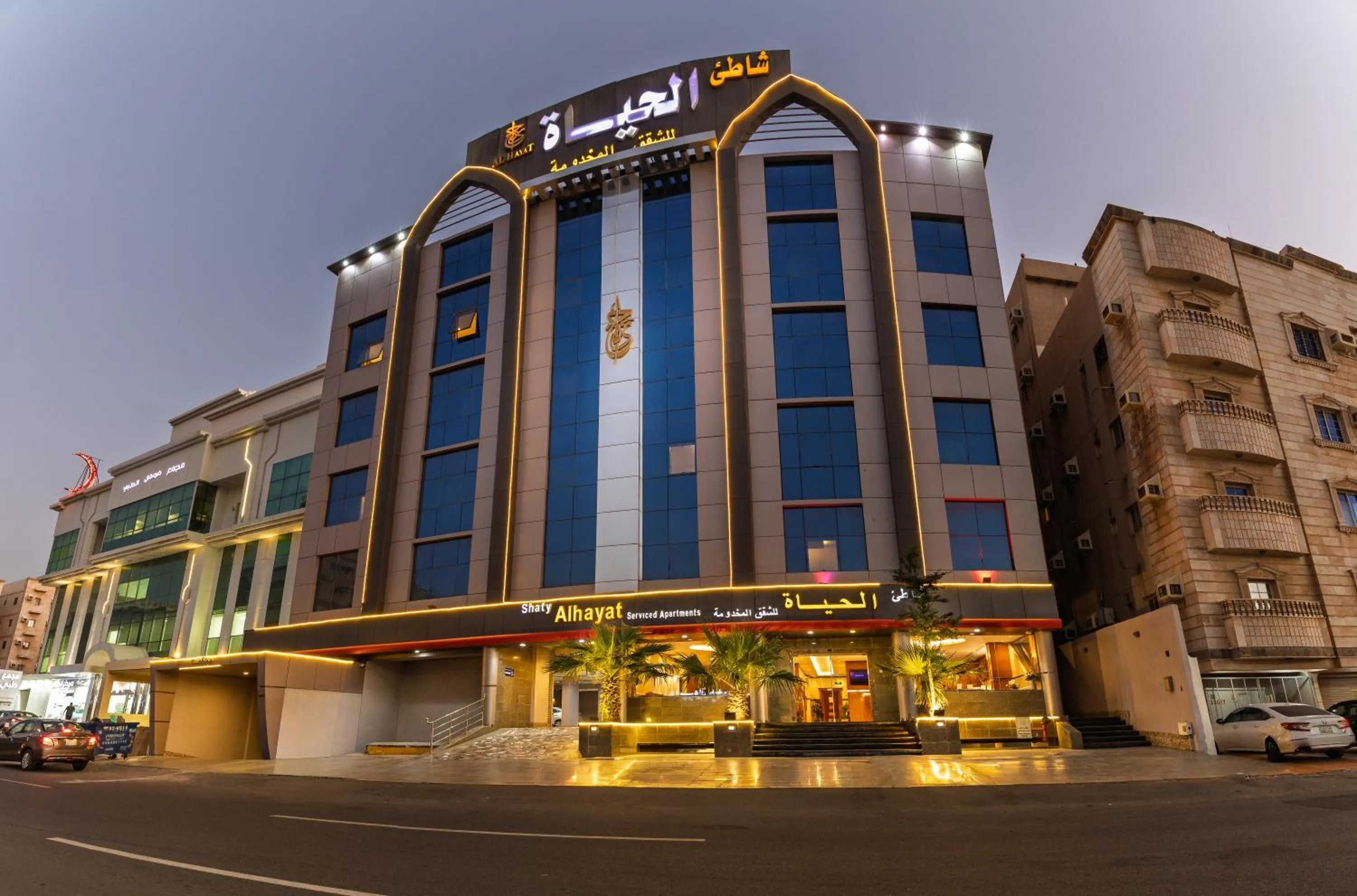 Property building in شاطيء الحياة للشقق المخدومة