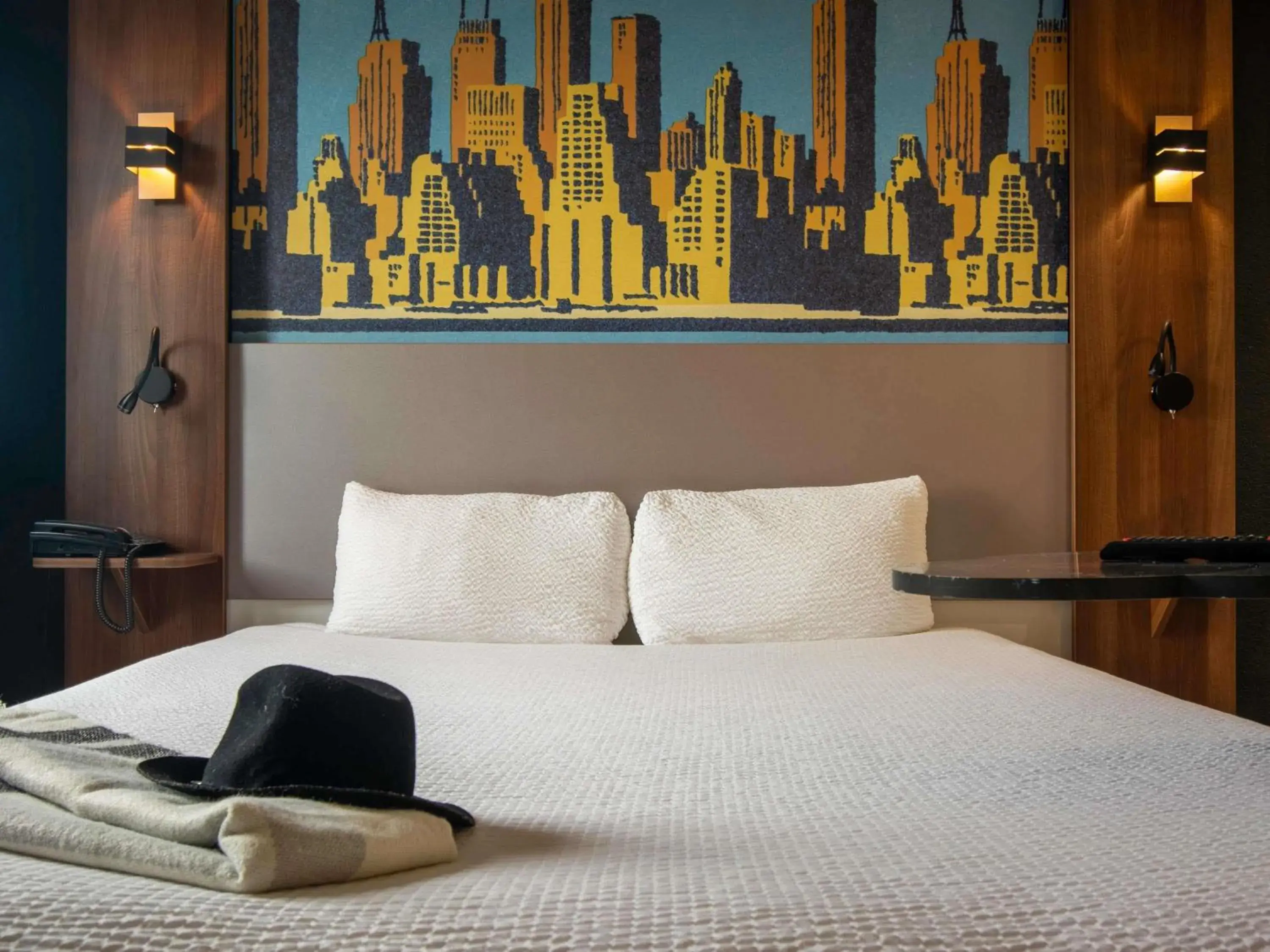 Property building, Bed in Ibis Styles Toulouse Blagnac Aéroport Property building, Bed in Ibis Styles Toulouse Blagnac Aéroport