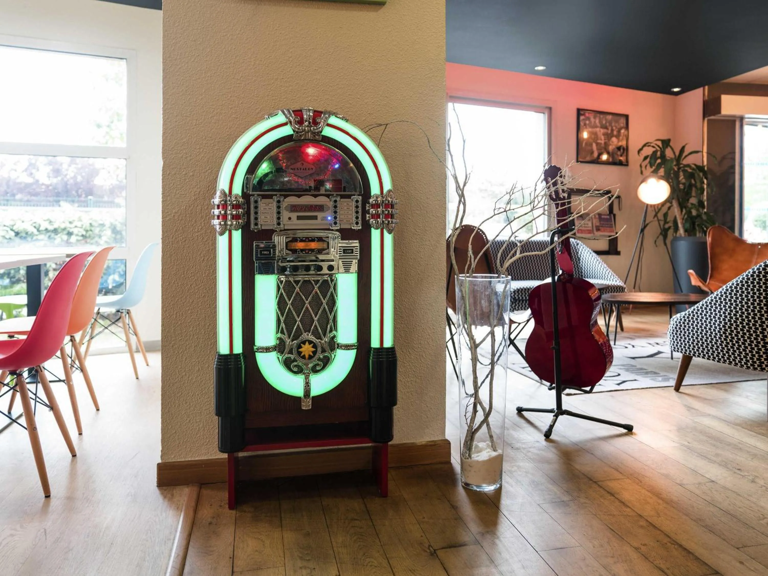 Lounge or bar in Ibis Styles Toulouse Blagnac Aéroport