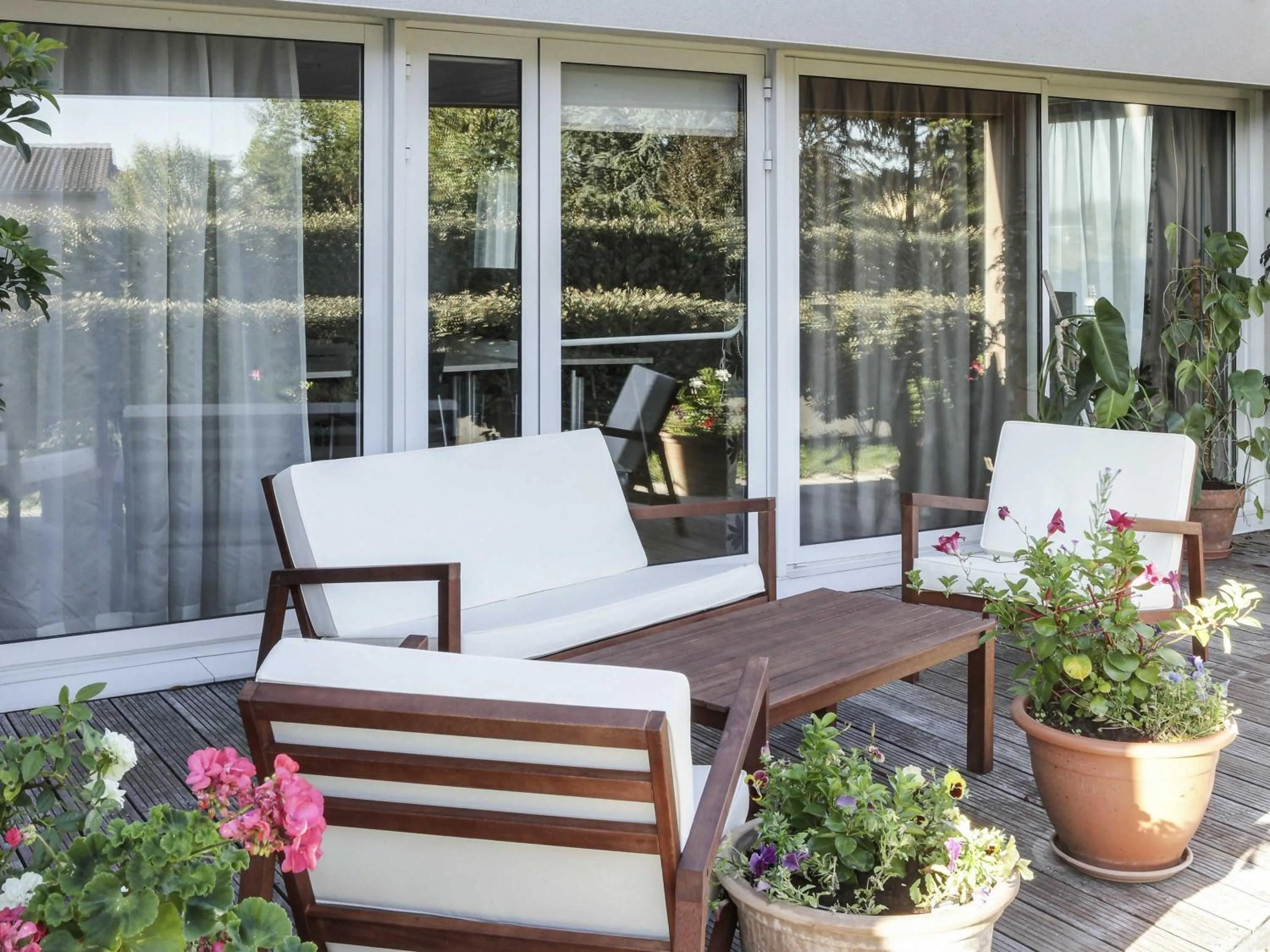 Lounge or bar in Ibis Styles Toulouse Blagnac Aéroport