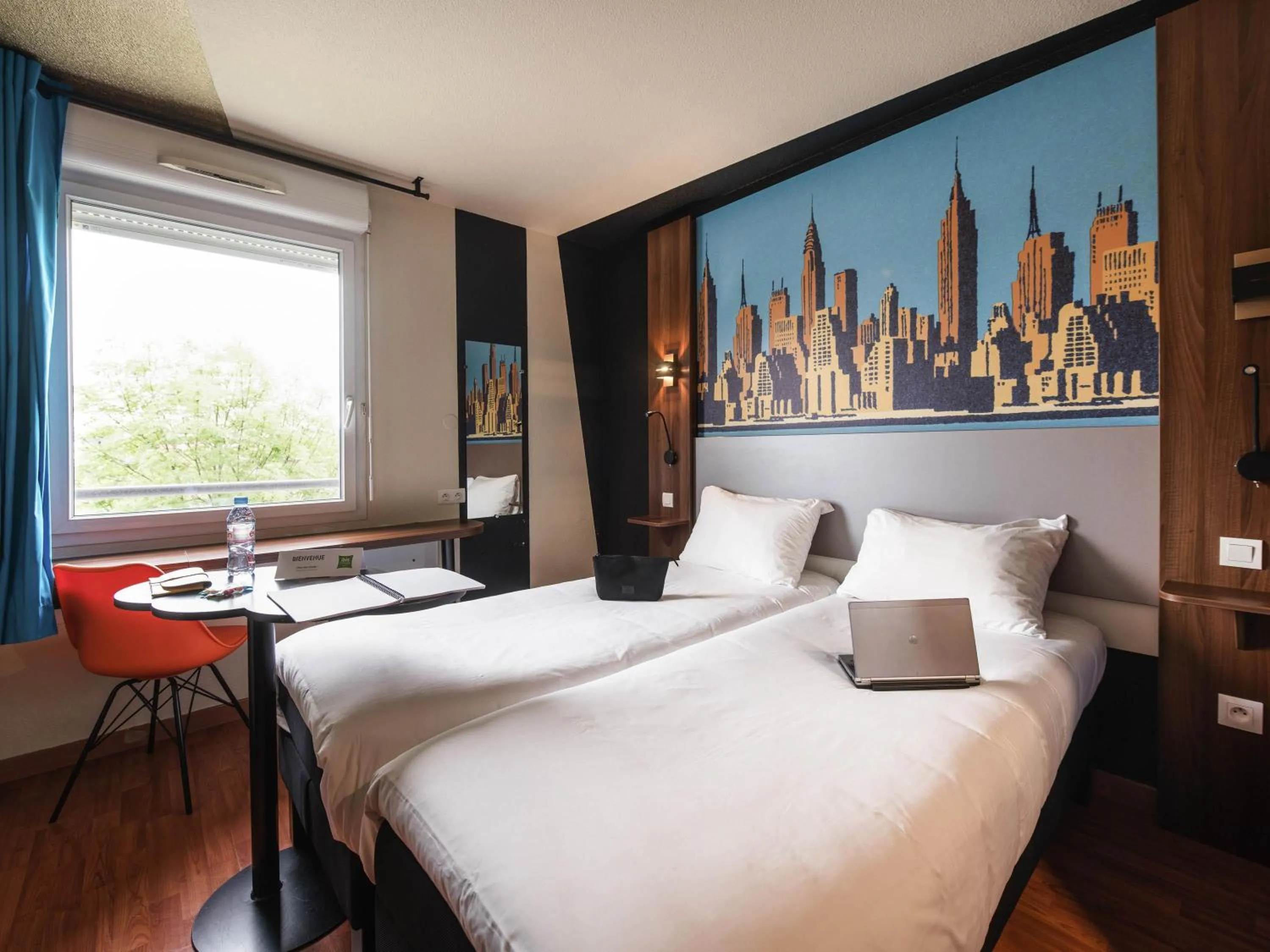 Bedroom, Bed in Ibis Styles Toulouse Blagnac Aéroport