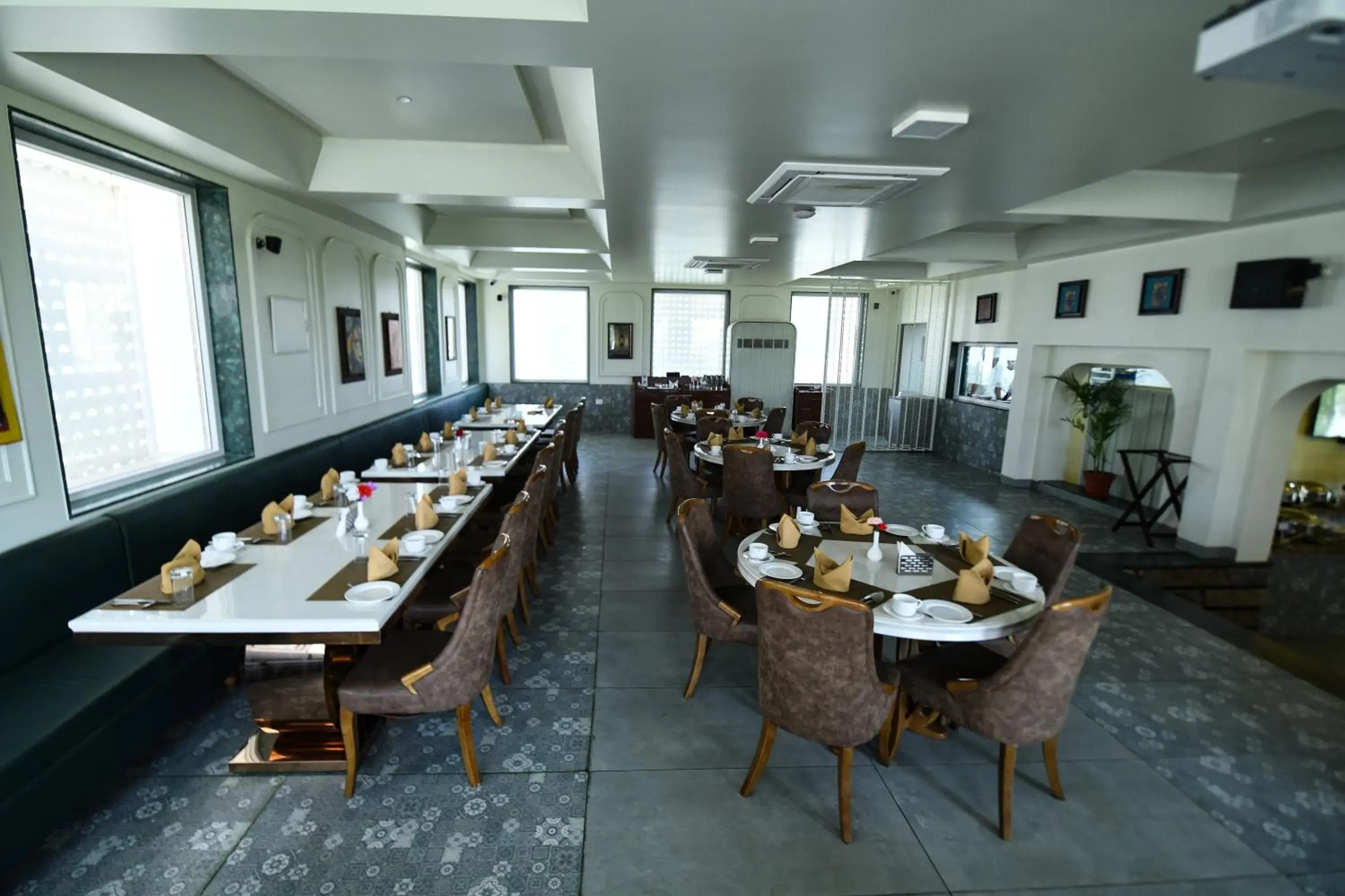 Restaurant/places to eat in Stardom Resort Jaipur Restaurant/places to eat in Stardom Resort Jaipur