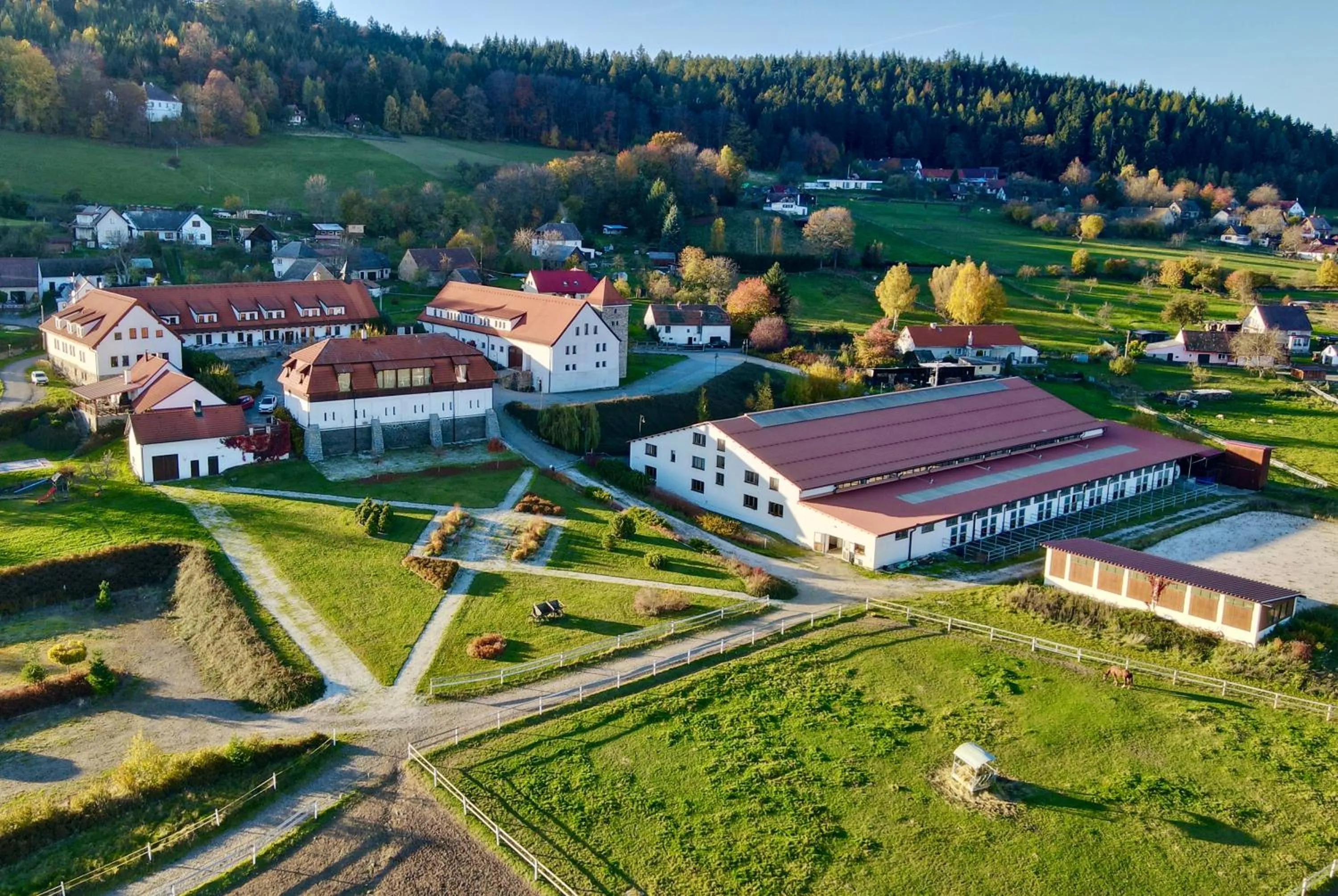 Natural landscape in Hotelový a jezdecký areál Dvůr Krutěnice