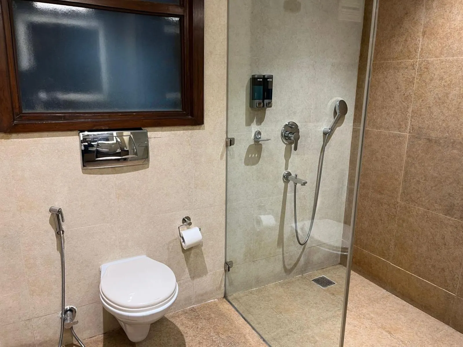 Bathroom in UDS Villa Scandinavian - Next to VFS, Walking to Connaught Place