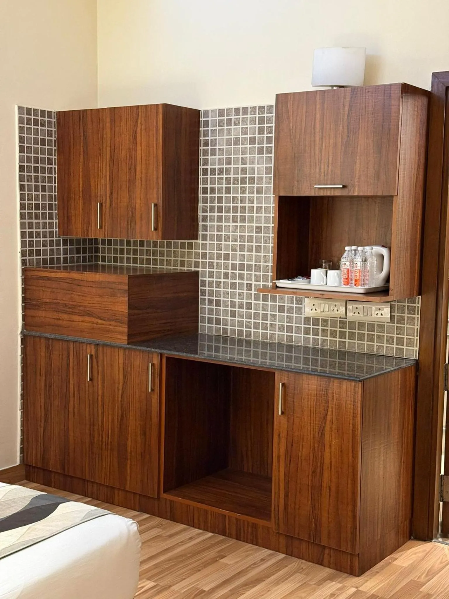 Photo of the whole room in UDS Villa - Next to VFS, Walking to Connaught Place