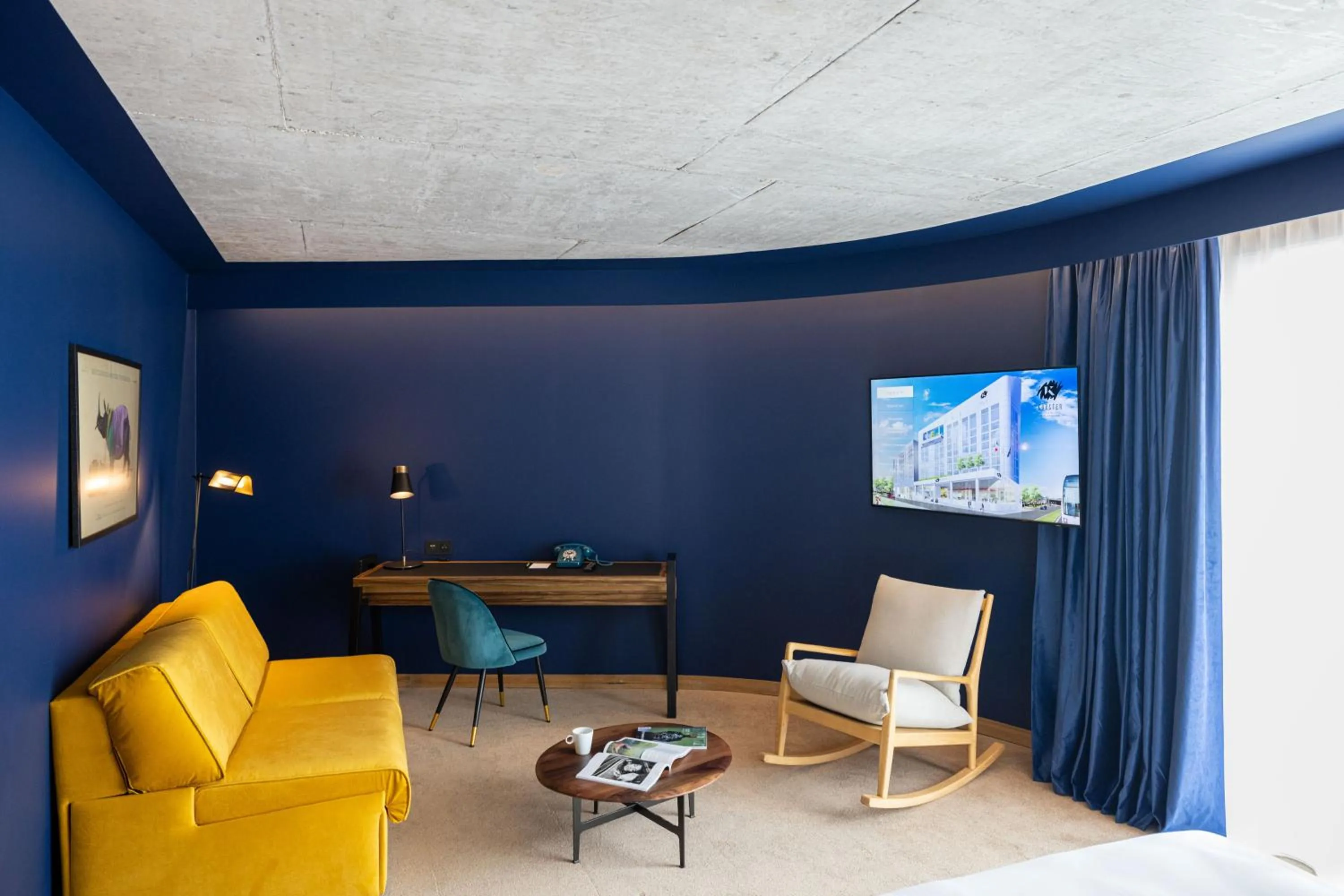 Seating area in KOPSTER Hotel Residence Paris Ouest Colombes