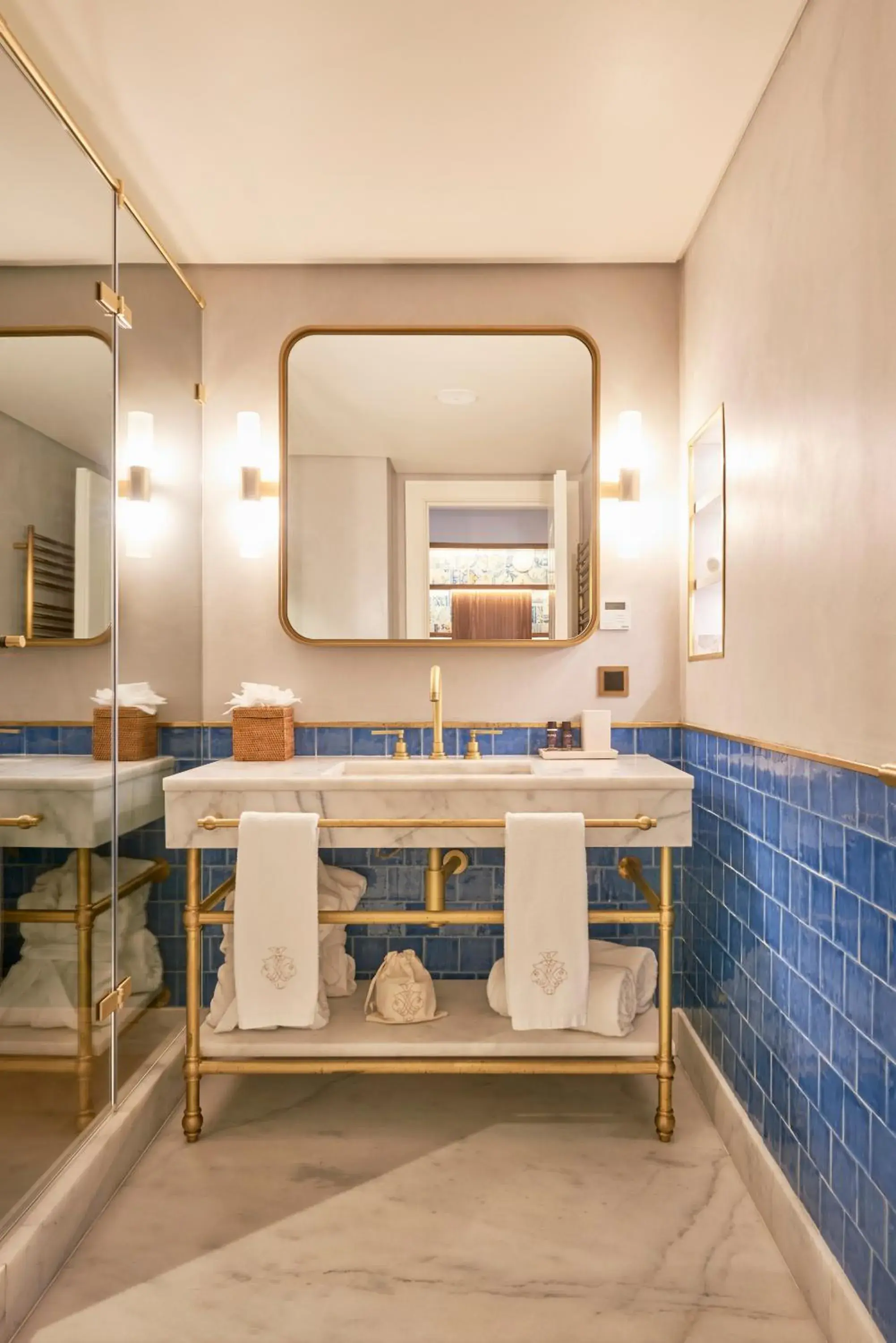 Comfort Double Room in Palácio Ludovice Wine Experience Hotel Comfort Double Room in Palácio Ludovice Wine Experience Hotel