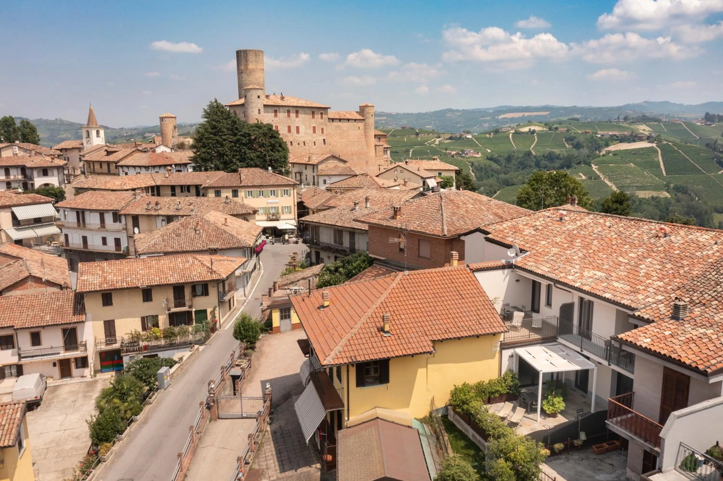 Neighbourhood in Vietti Apartments