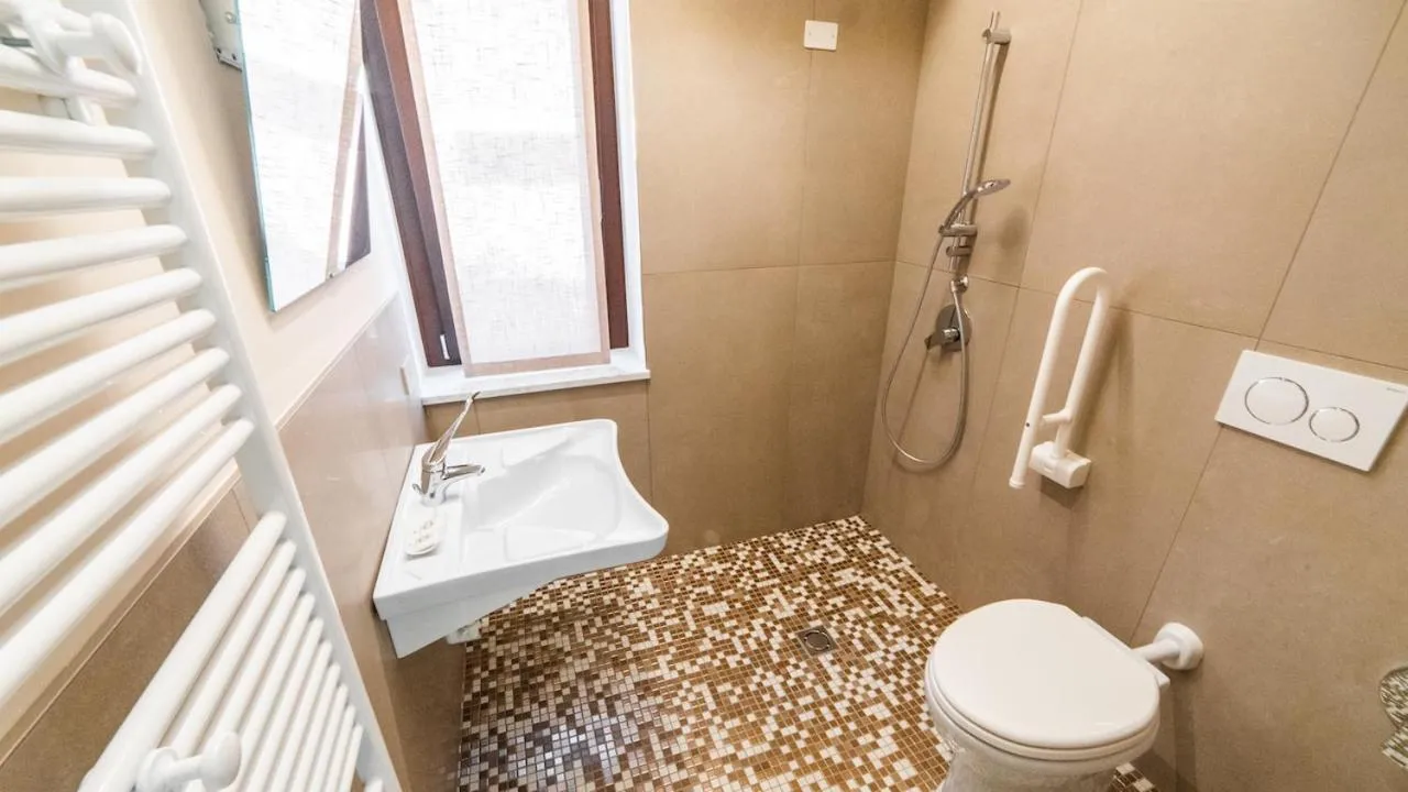 Bathroom in Vietti Apartments