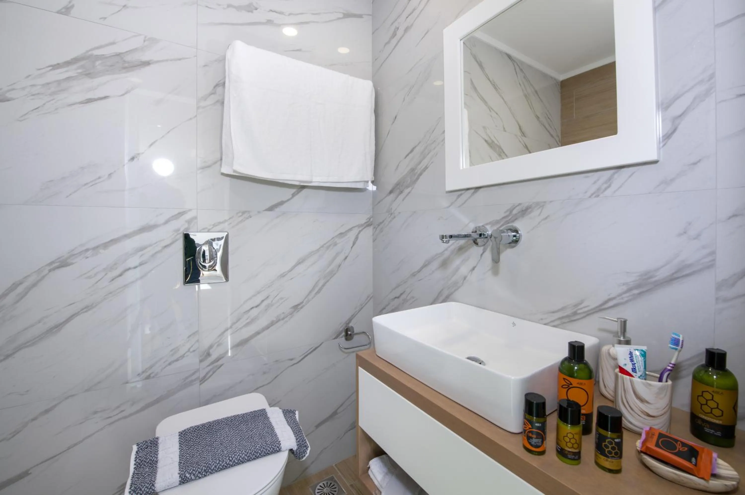 Bathroom in Deluxe City Hotel