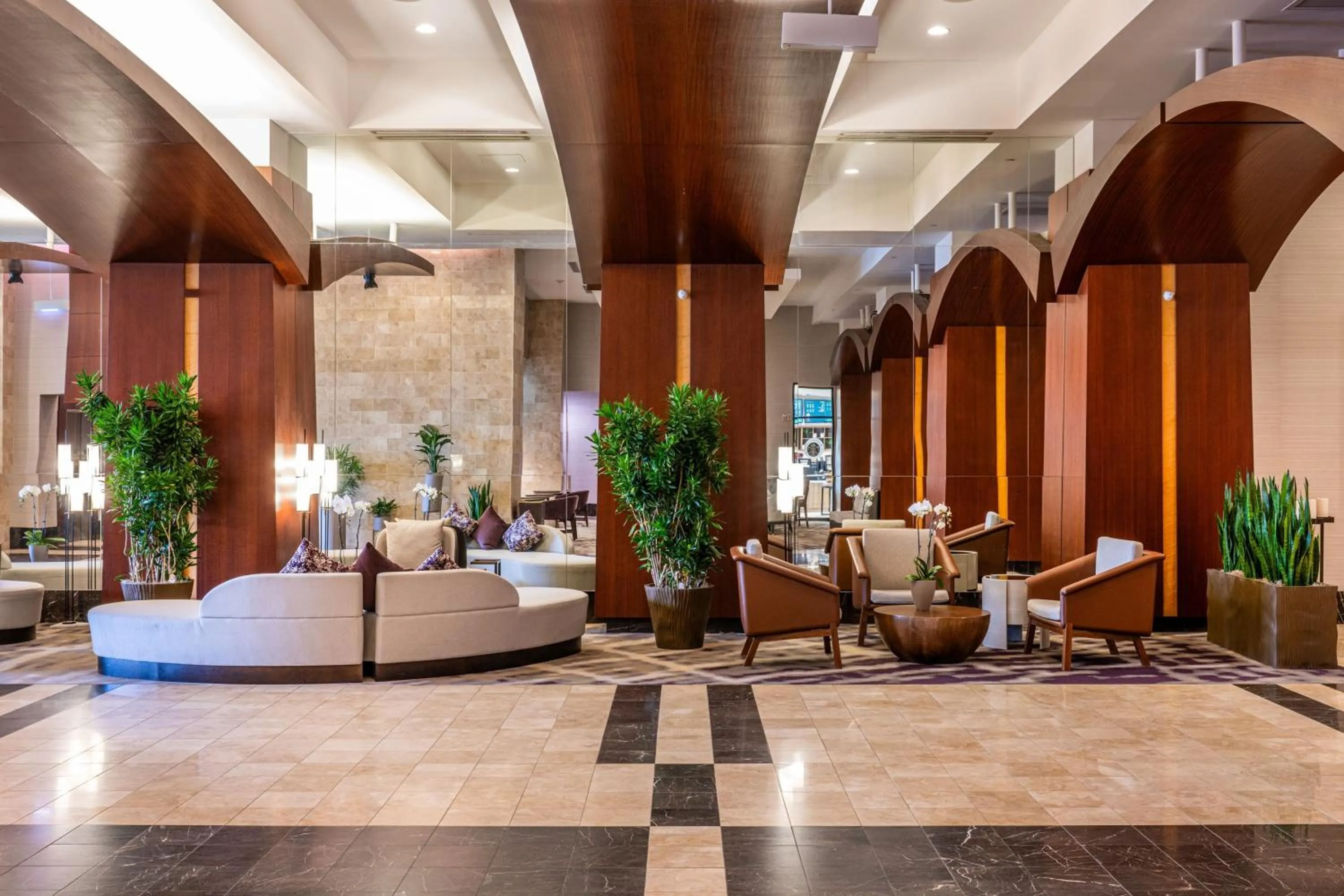 Lobby or reception in The Westin Chicago Lombard