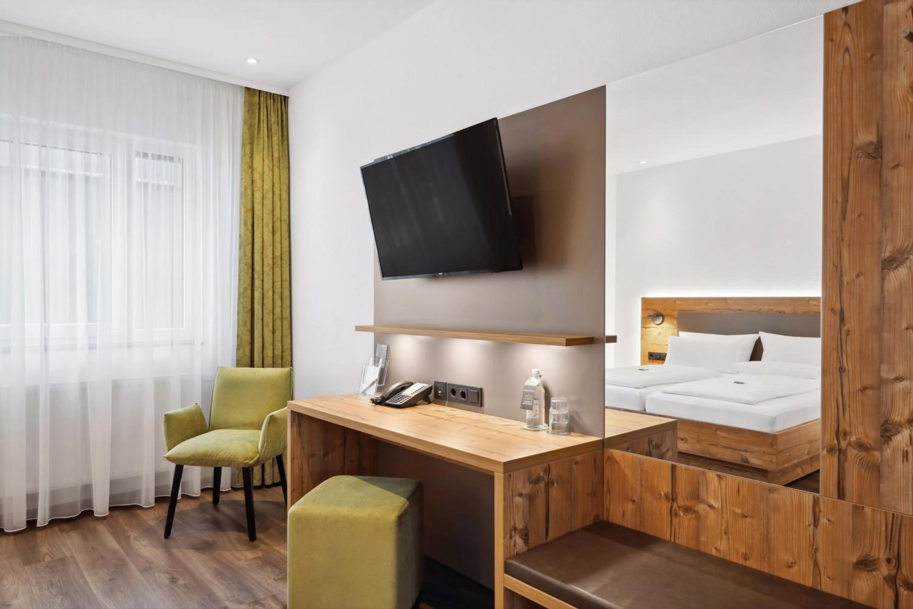 Bed in Hotel Zeppelin