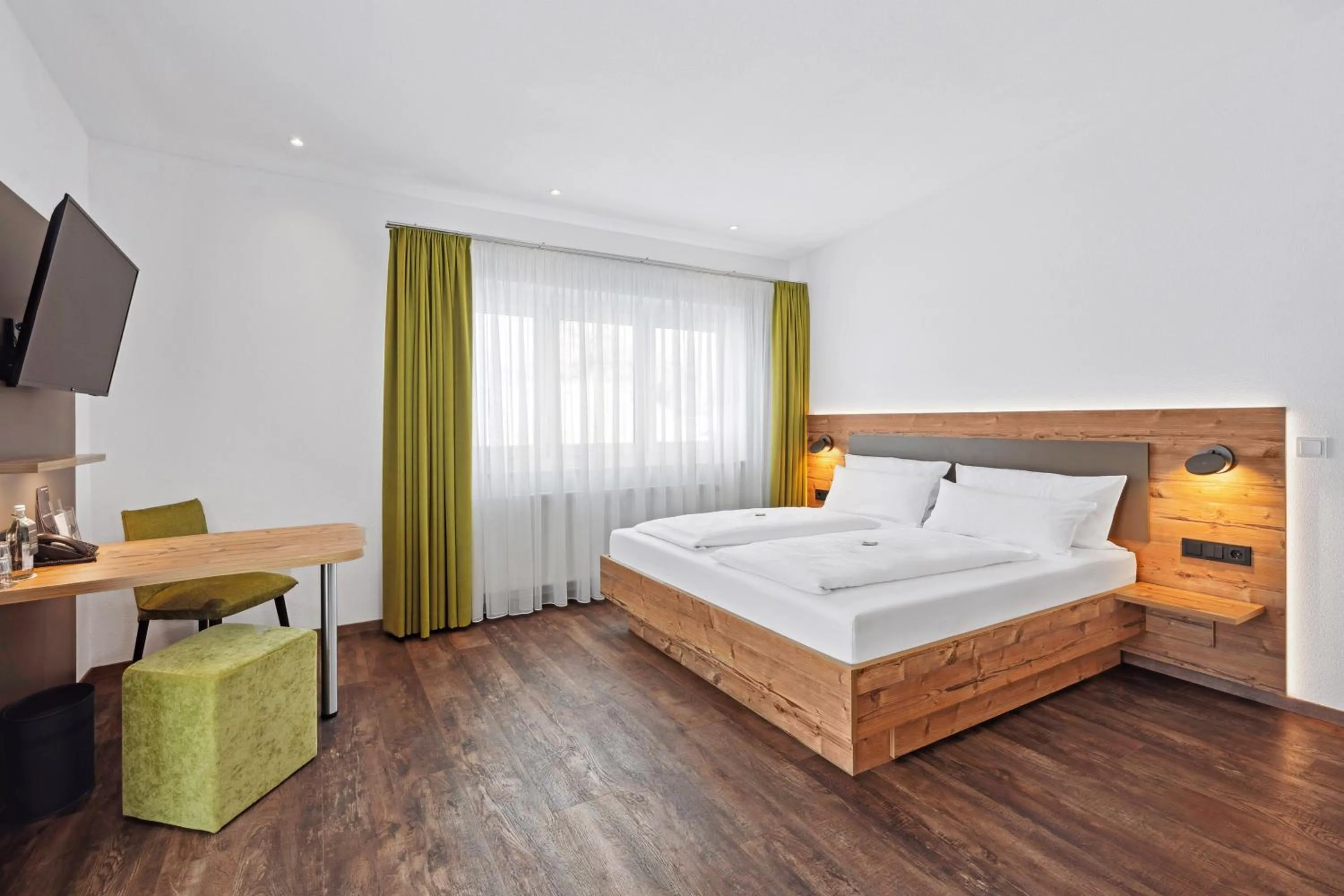 Bed in Hotel Zeppelin