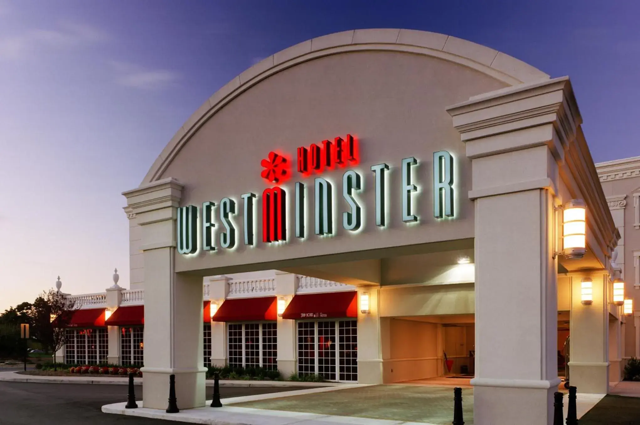 Facade/entrance in Westminster Hotel Facade/entrance in Westminster Hotel