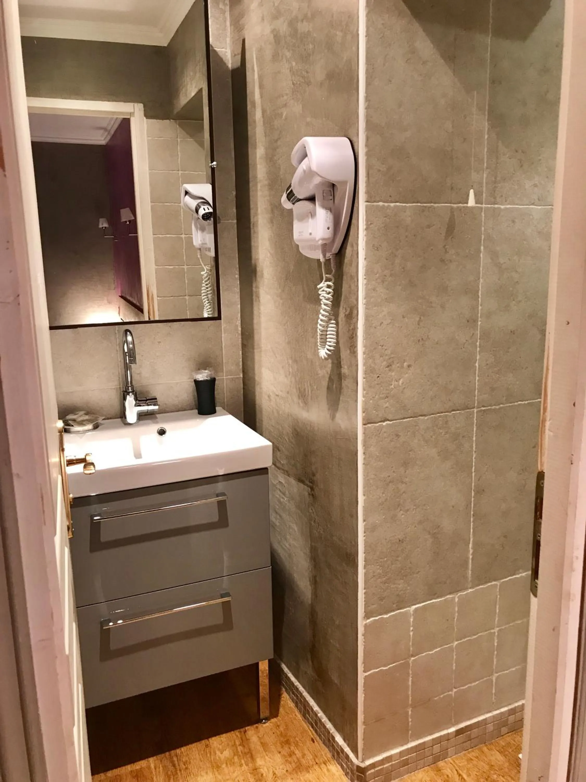 Bathroom in A Pasturella