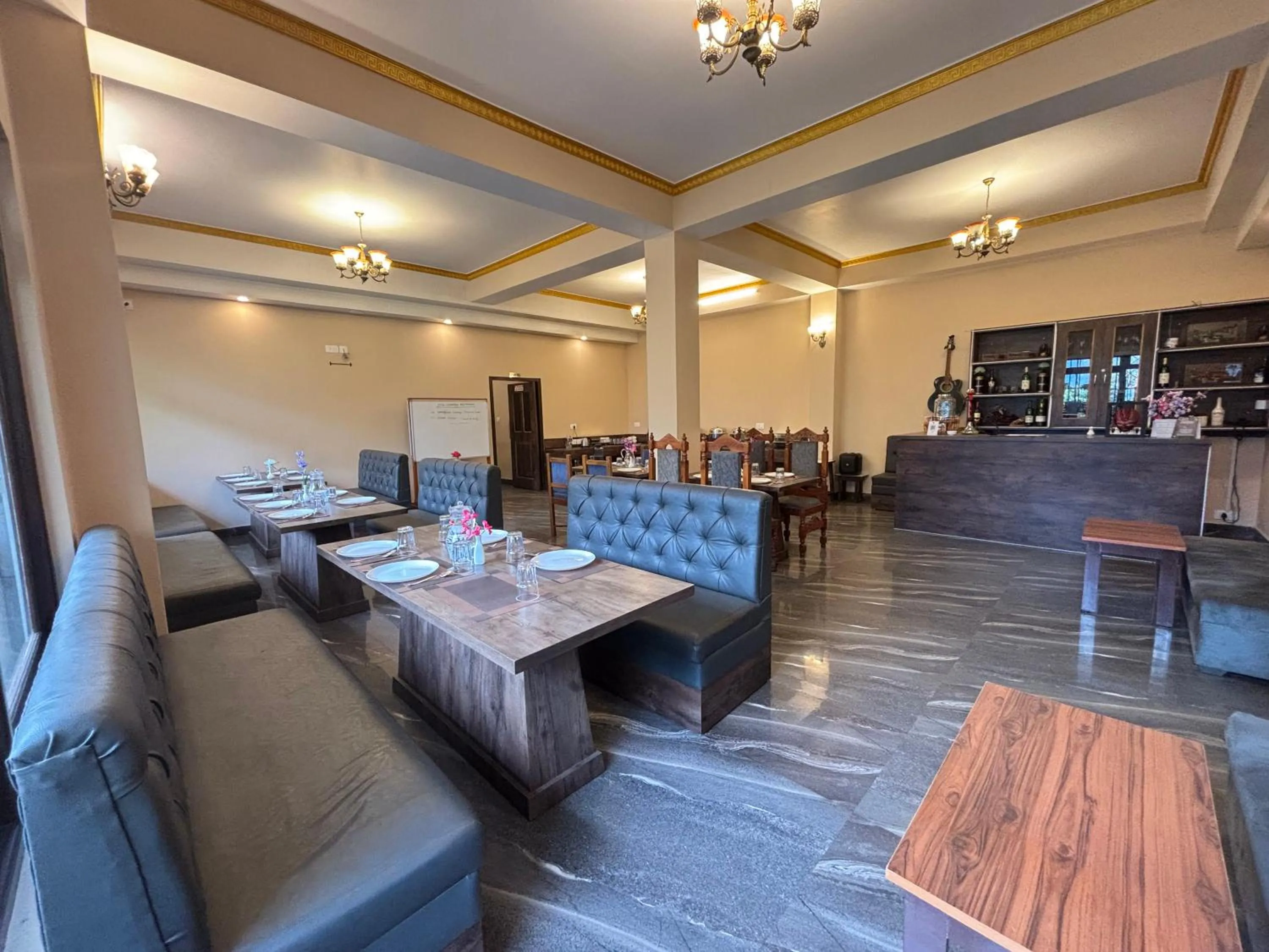 Restaurant/places to eat in Kunden Fortune Resort Gangtok Near MG Marg