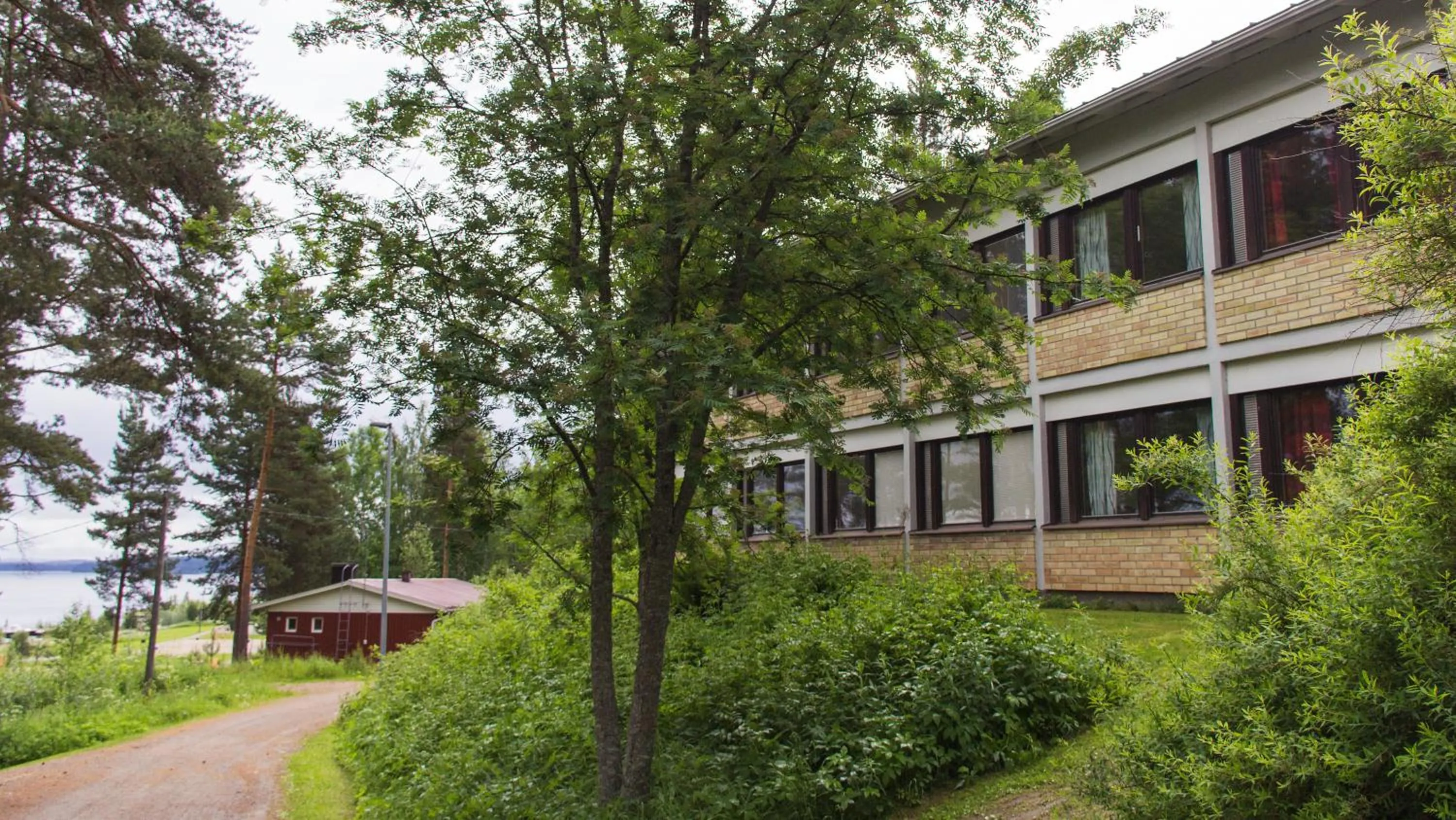 Facade/entrance in Summer Hotel Tähtelä, Alkio-opisto