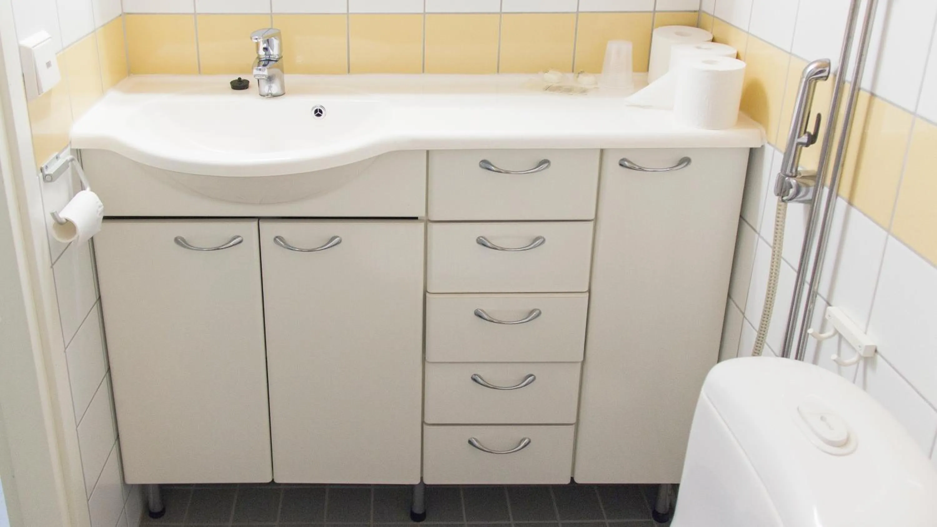 Bathroom in Summer Hotel Tähtelä, Alkio-opisto