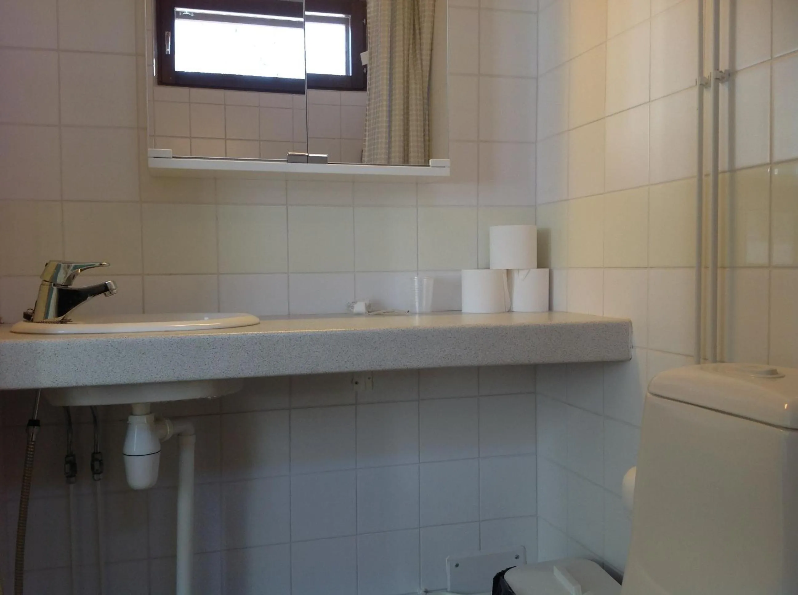 Bathroom in Summer Hotel Tähtelä, Alkio-opisto