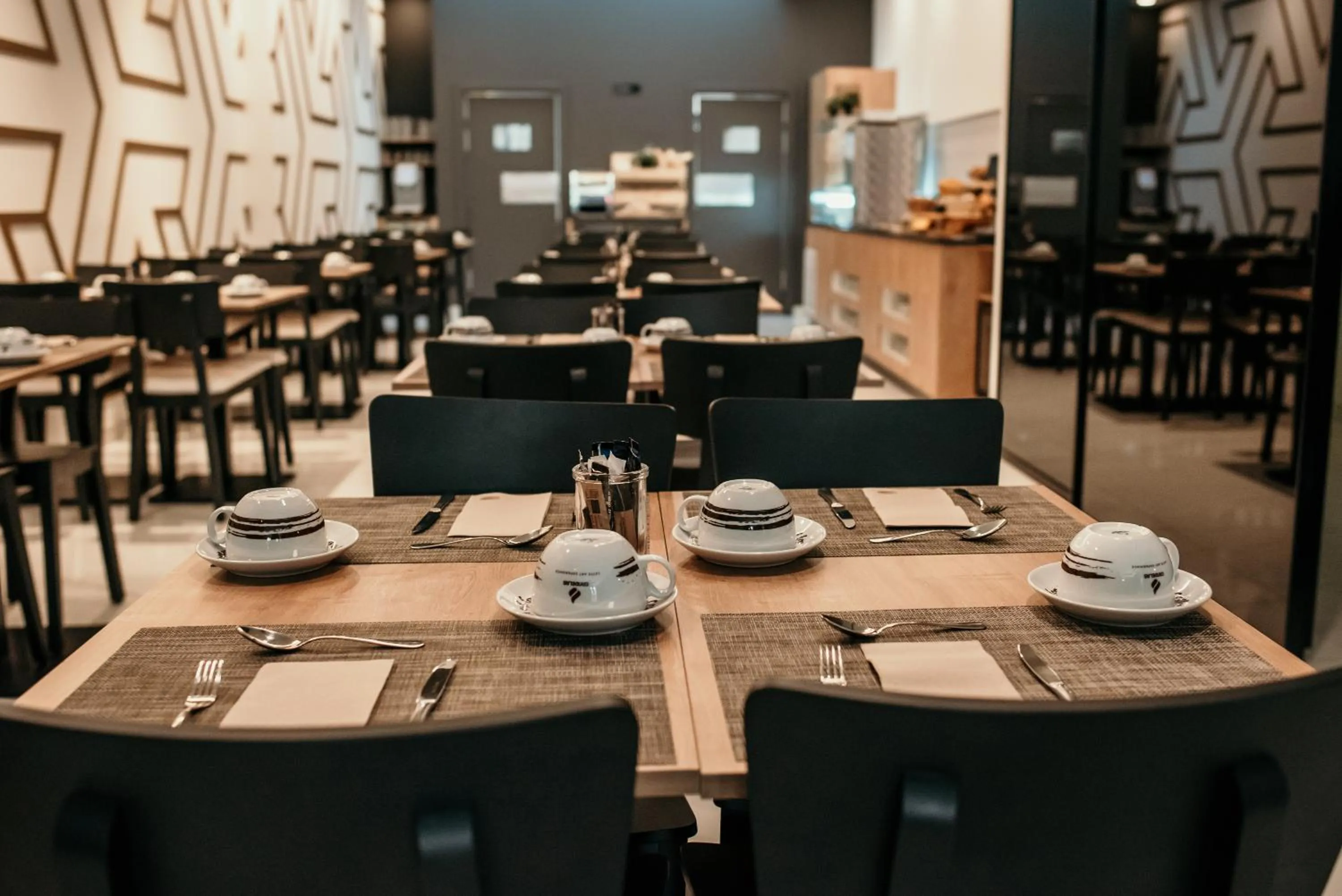 Dining area in Hotel Lux Melide