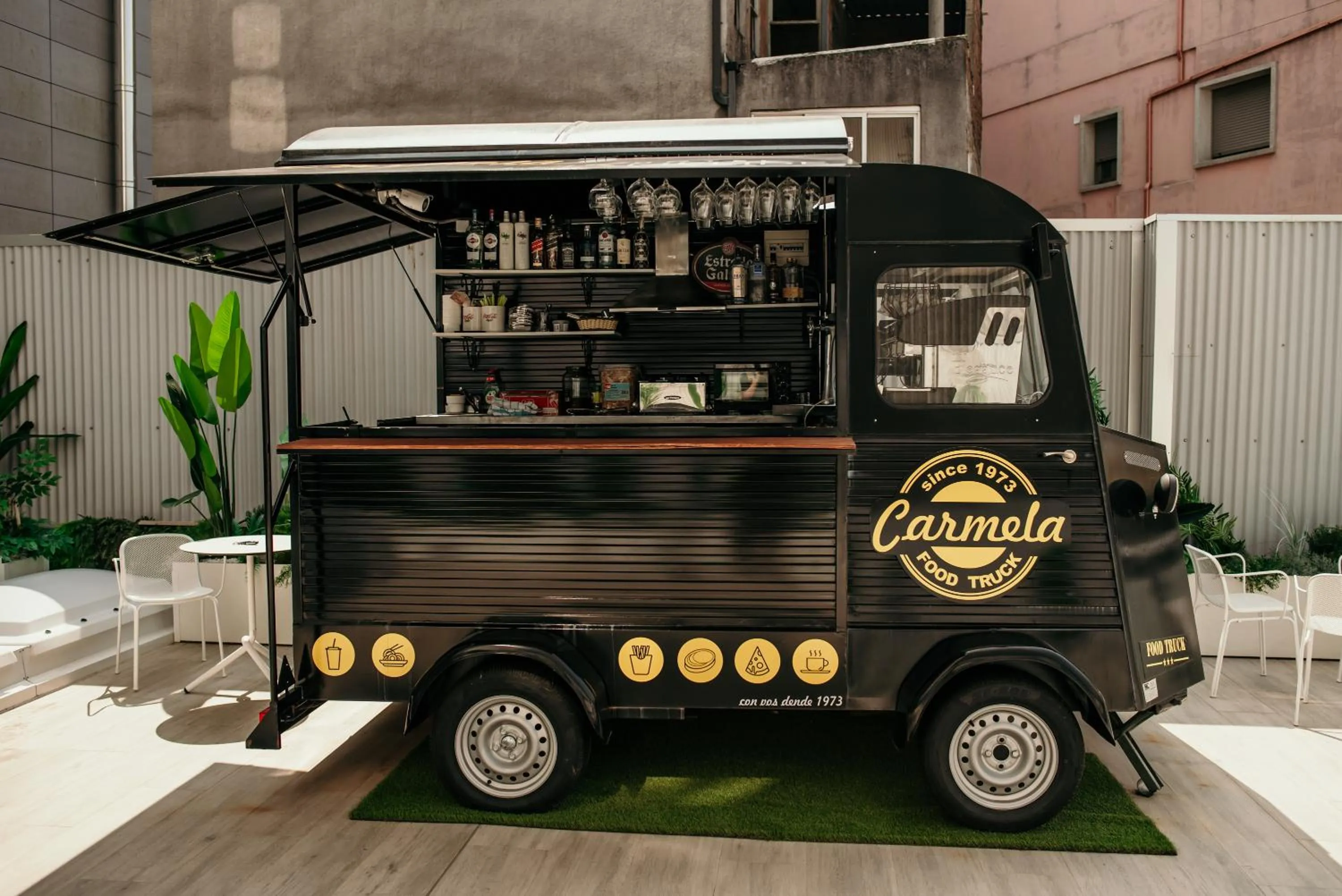 Balcony/Terrace in Hotel Lux Melide