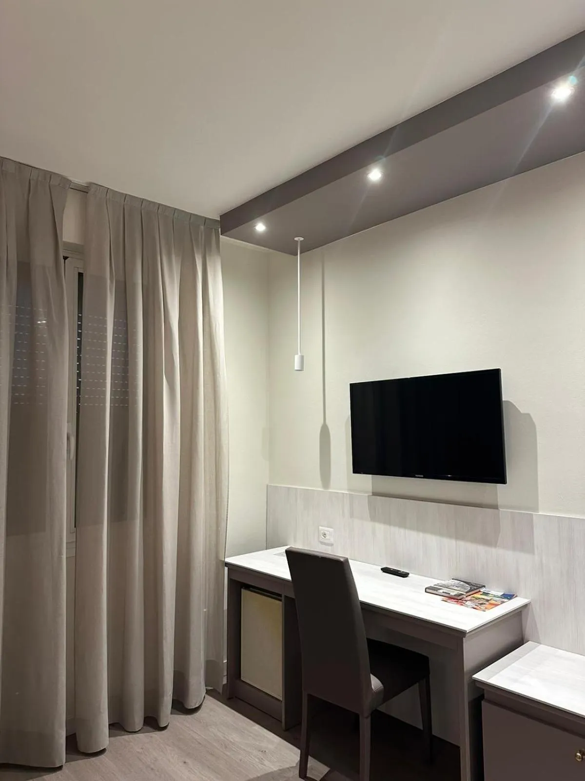 TV and multimedia in Confidence Hotel Europa