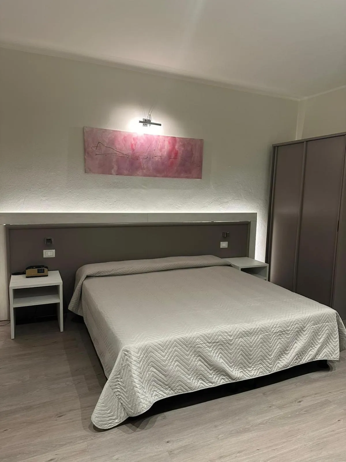 Bed in Confidence Hotel Europa