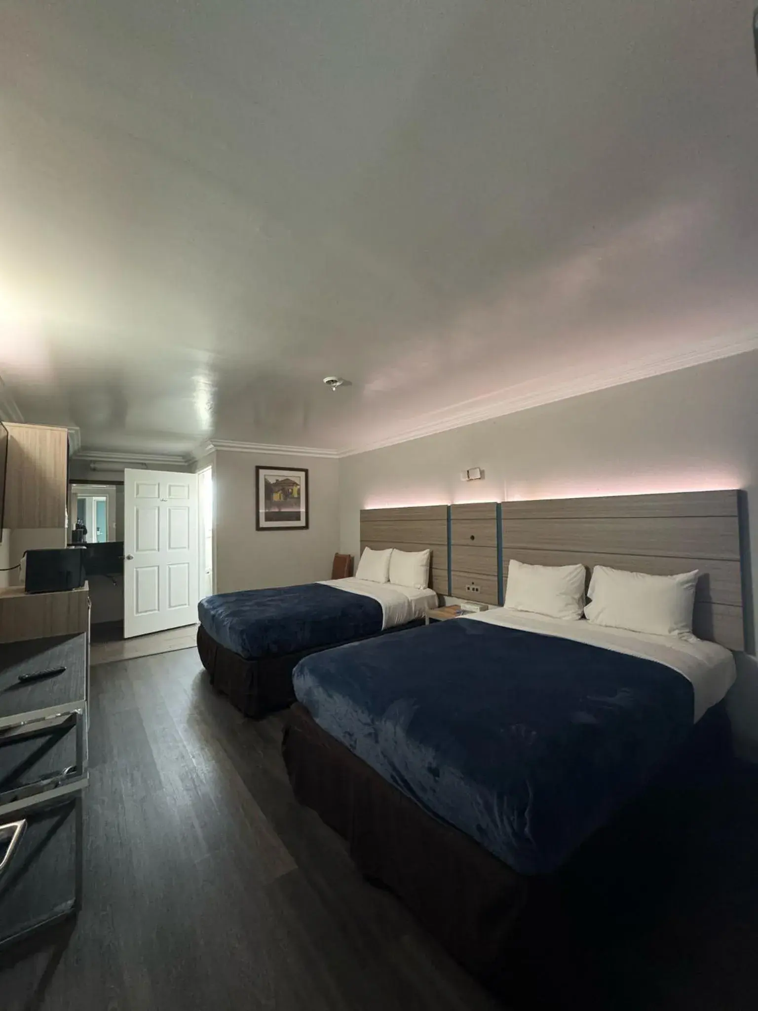 Bed in Rodeway Inn Ventura Midtown Bed in Rodeway Inn Ventura Midtown