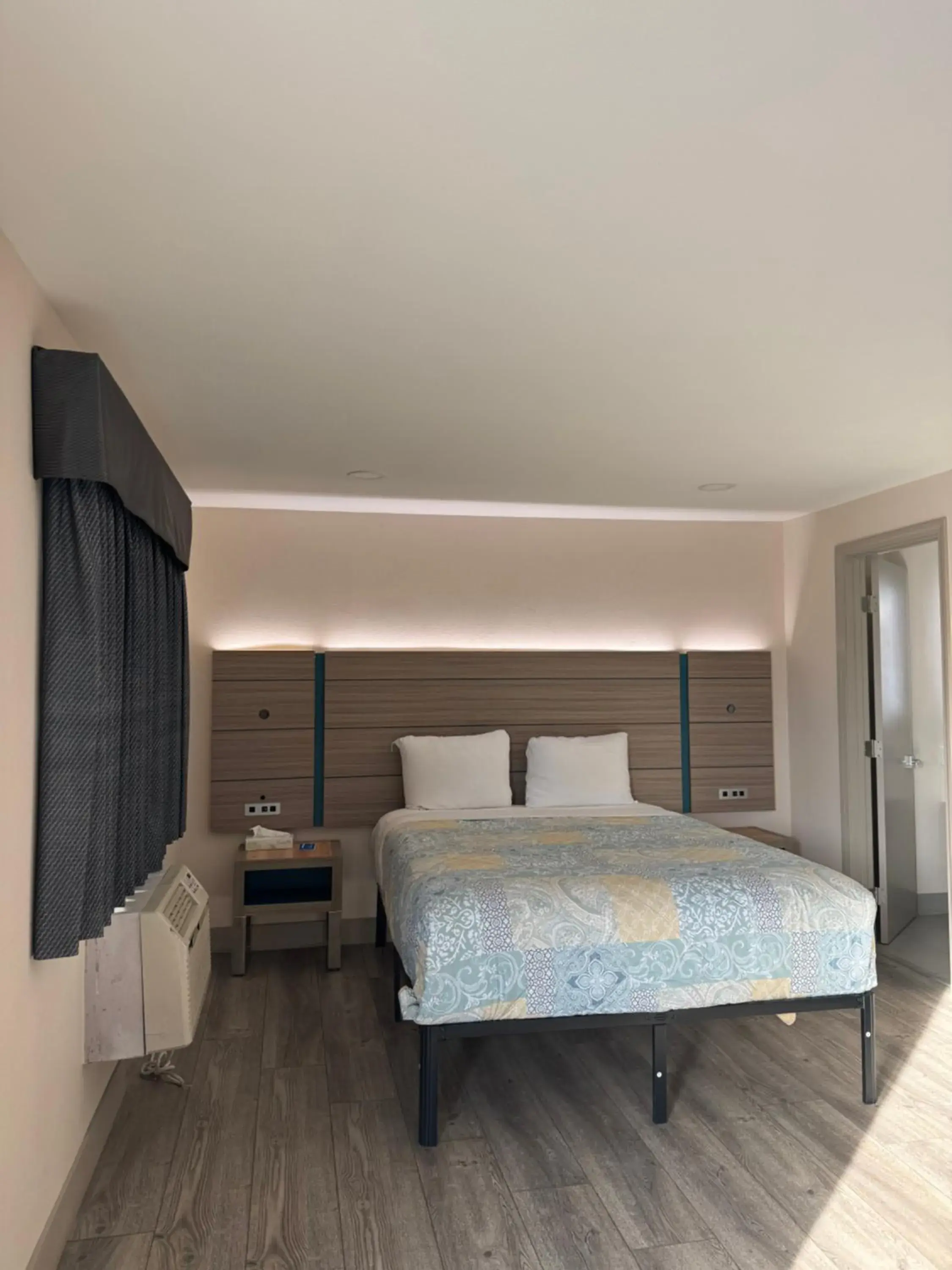 Bed in Rodeway Inn Ventura Midtown Bed in Rodeway Inn Ventura Midtown