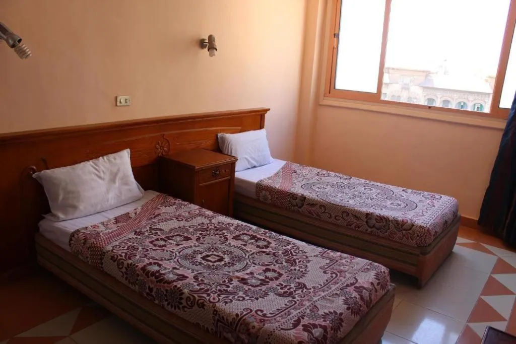 Photo of the whole room, Bed in Sea Star