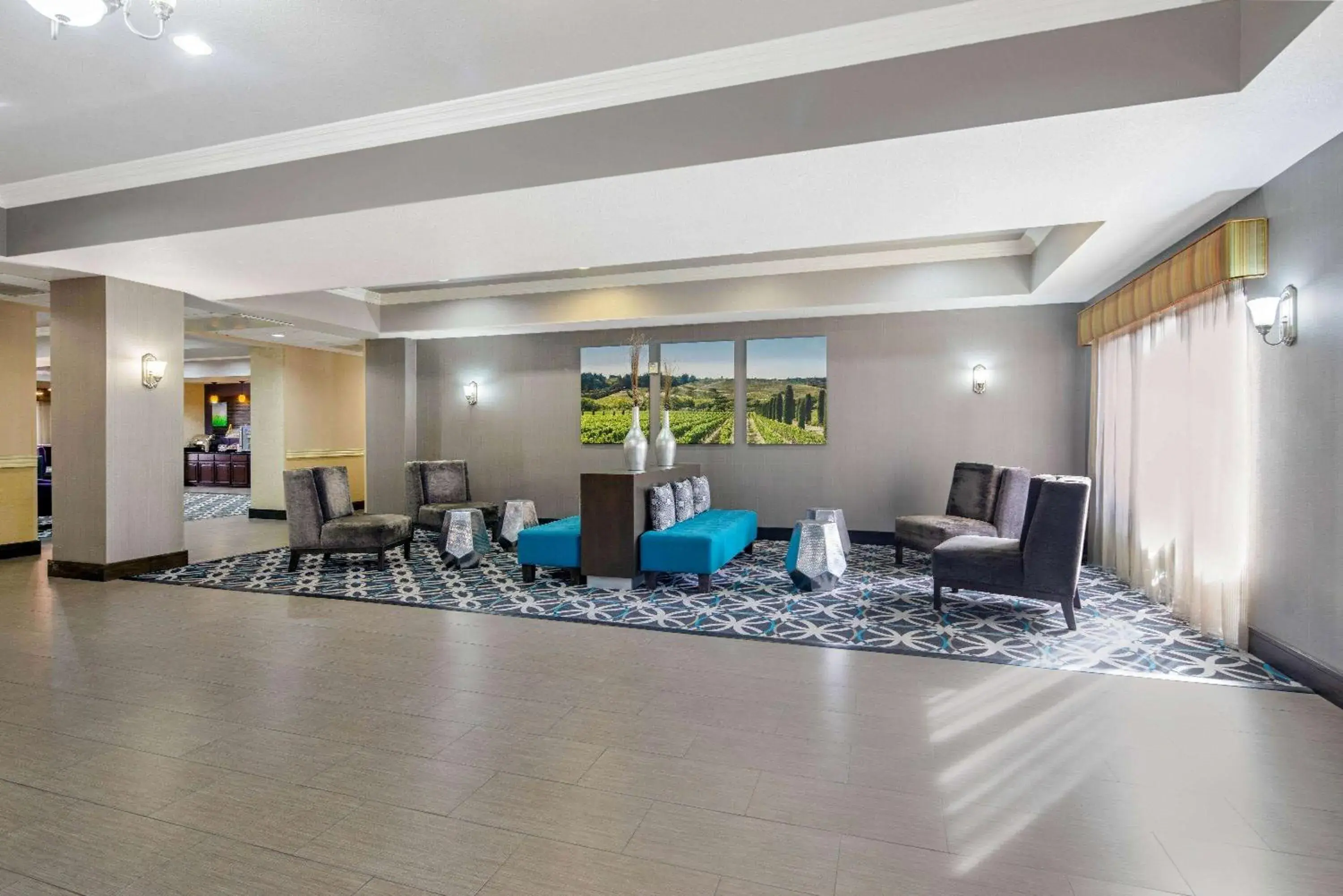 Lobby or reception in La Quinta by Wyndham Temecula Lobby or reception in La Quinta by Wyndham Temecula