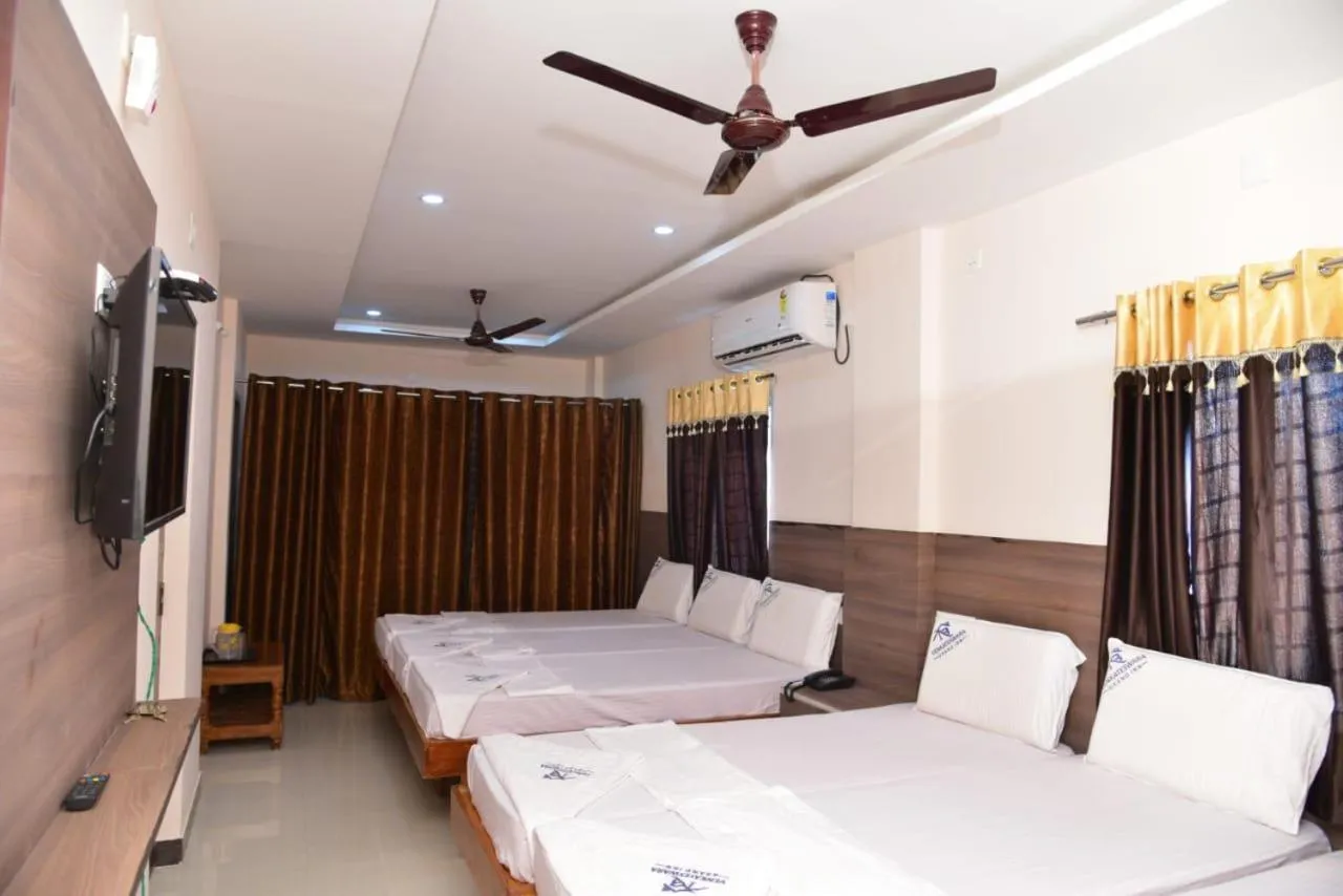 Bed in NB VENKATESWARA GRAND Inn