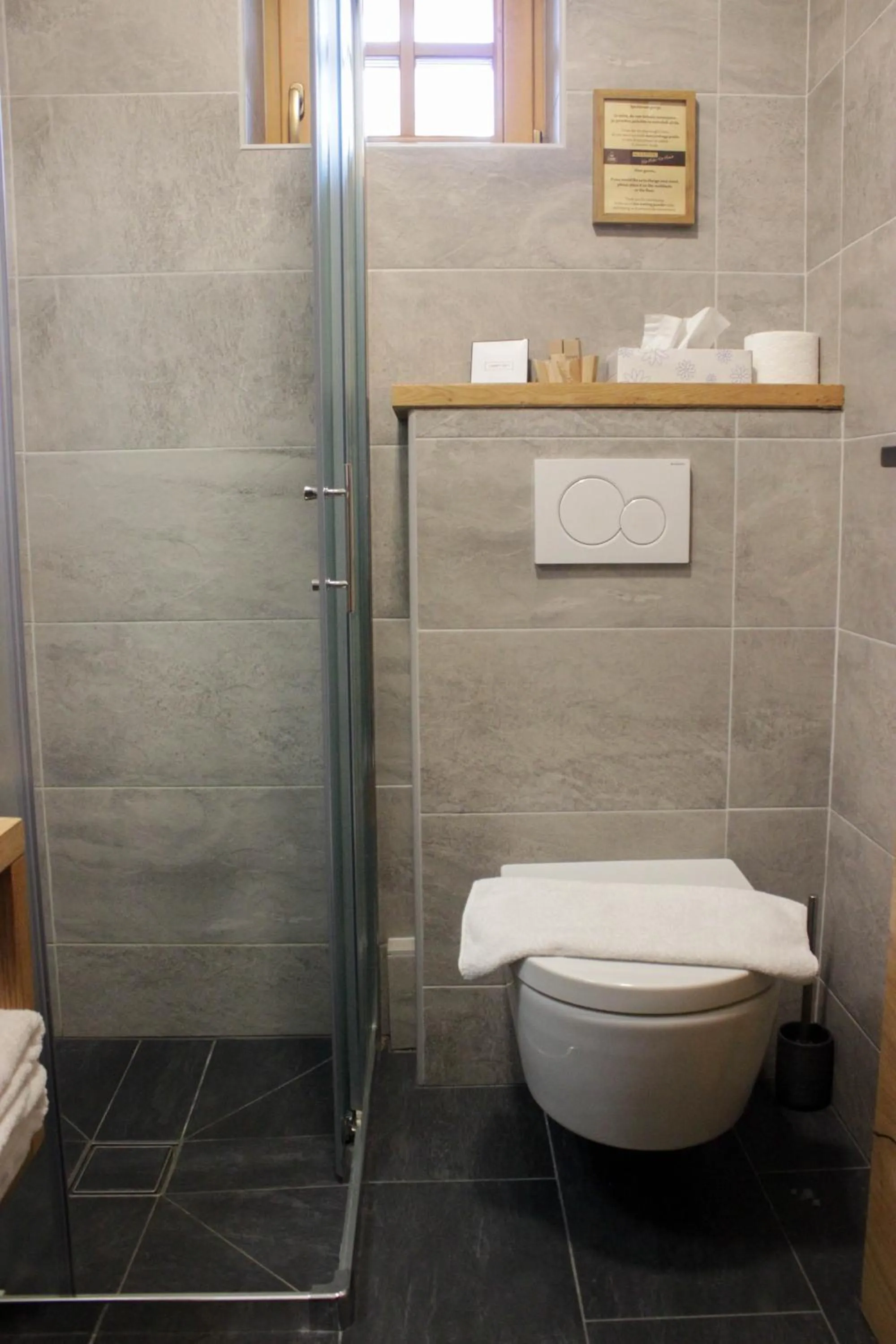 Bathroom in Eko hiša-Eco House Na razpotju