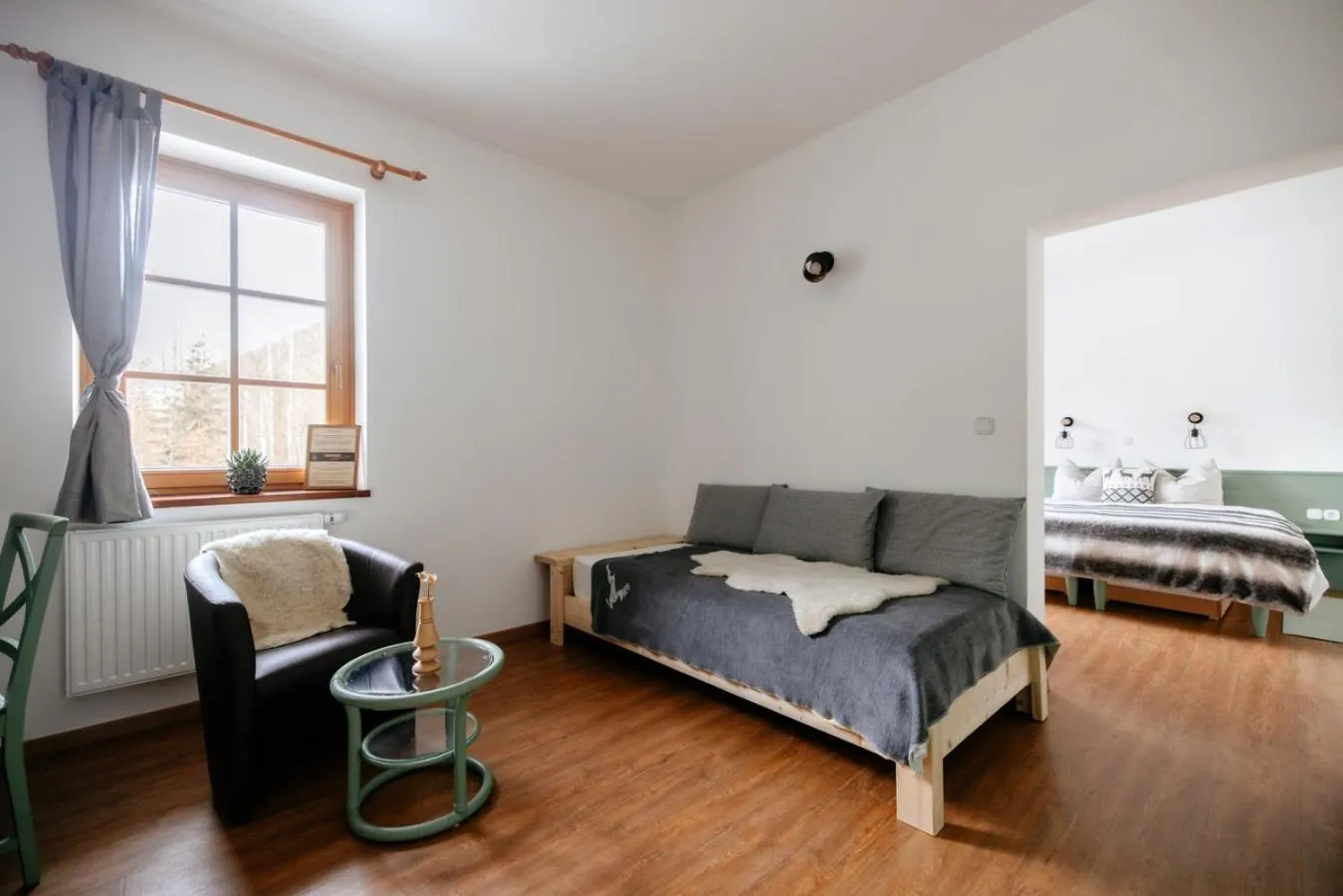 Seating area, Bed in Eko hiša-Eco House Na razpotju