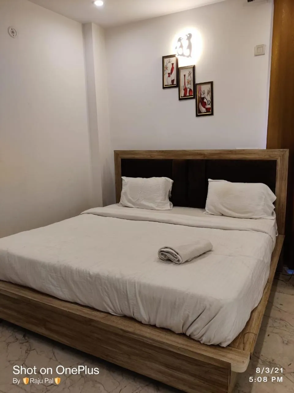 Bed in Hotel Rivasa Regency