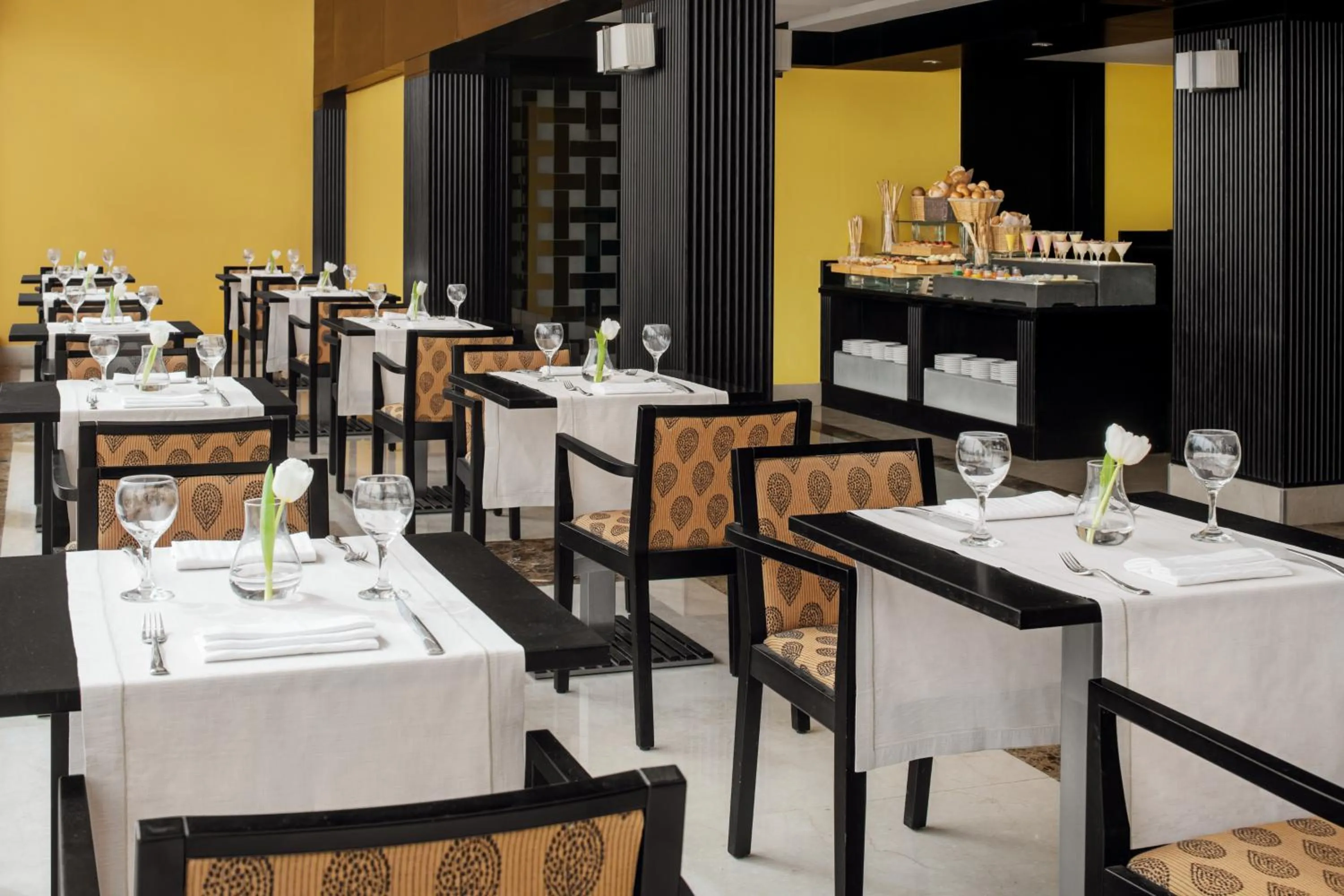 Restaurant/places to eat in InterContinental Al Khobar by IHG