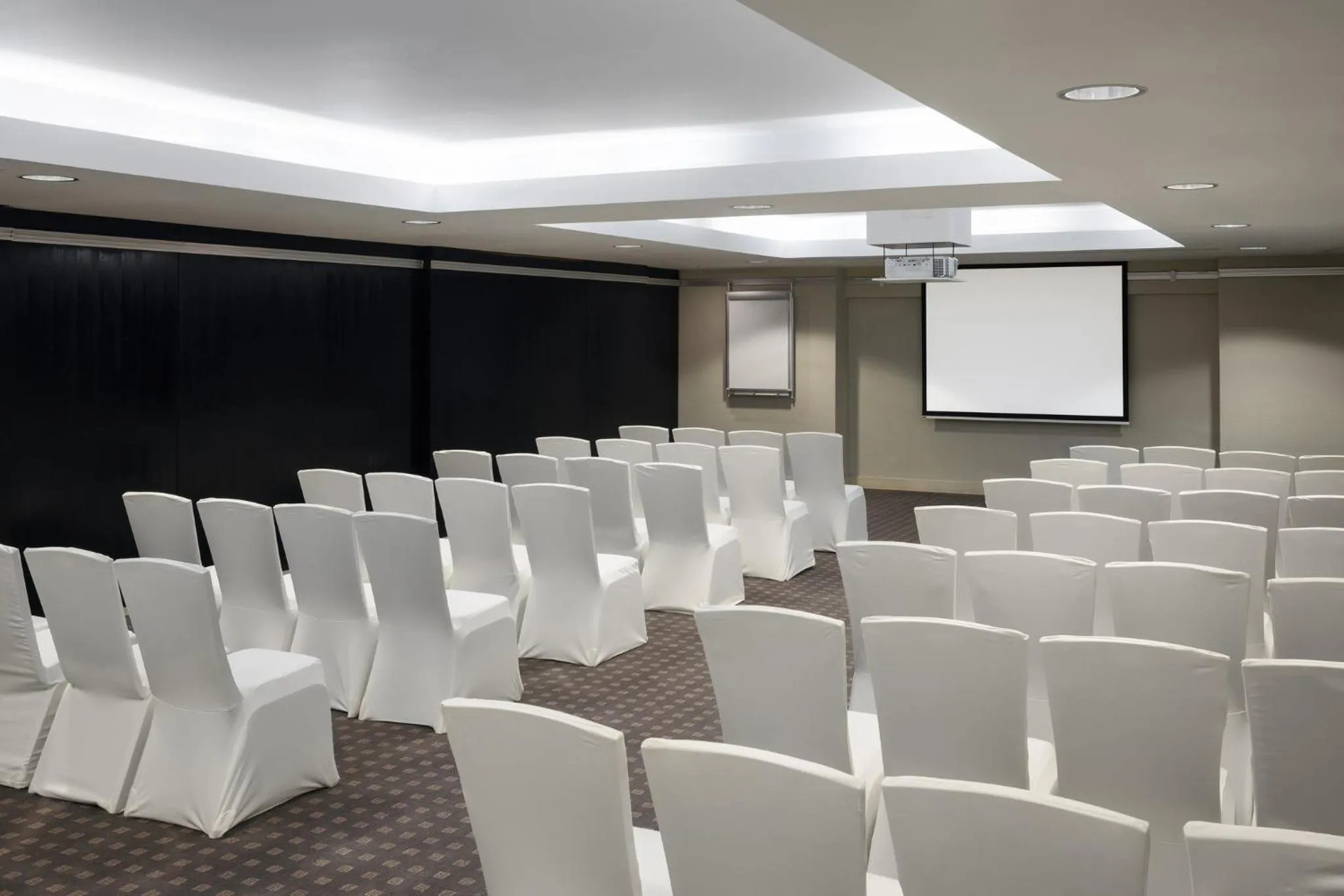 Meeting/conference room in InterContinental Al Khobar by IHG