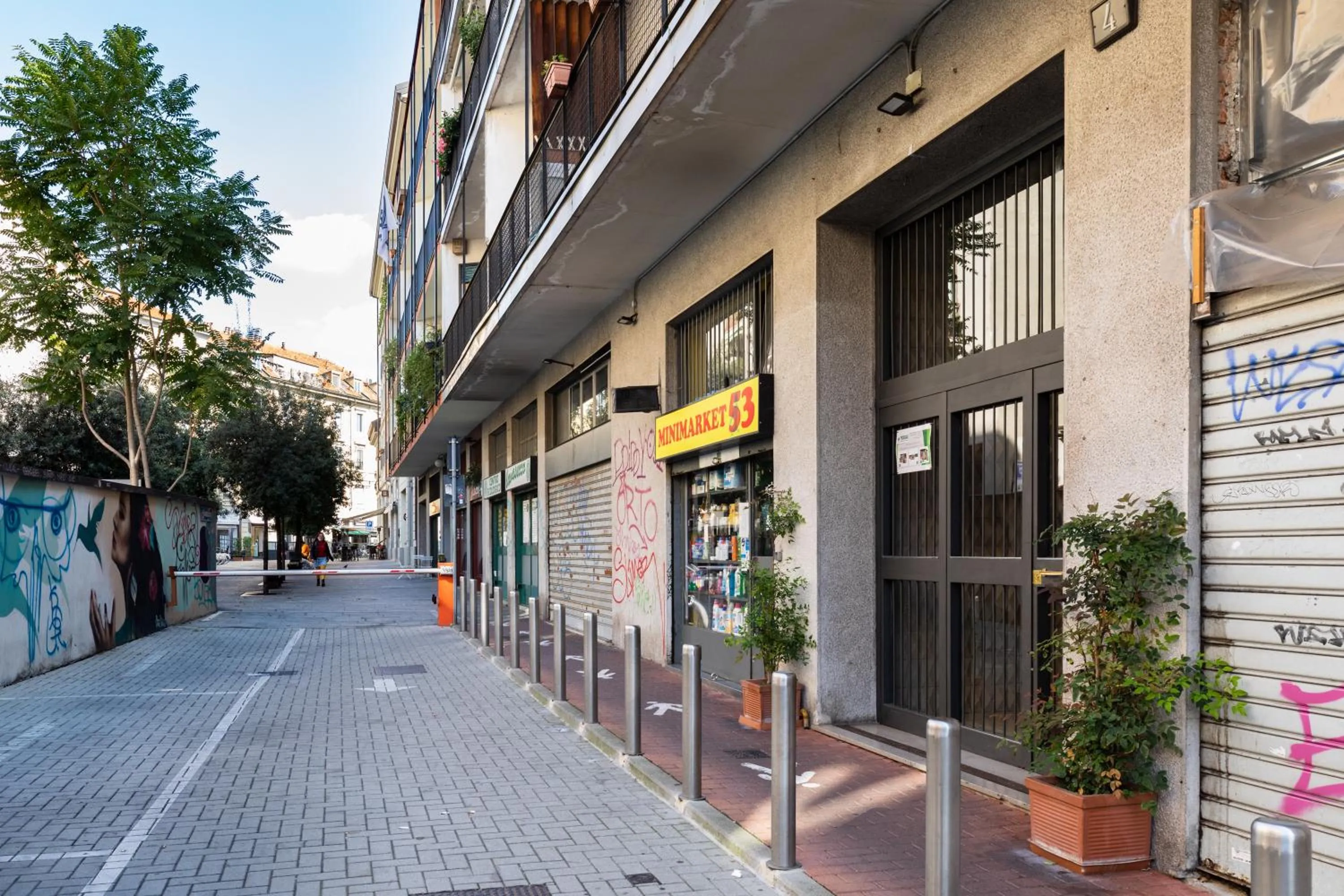 Facade/entrance in Dreamful Home - Arco della Pace