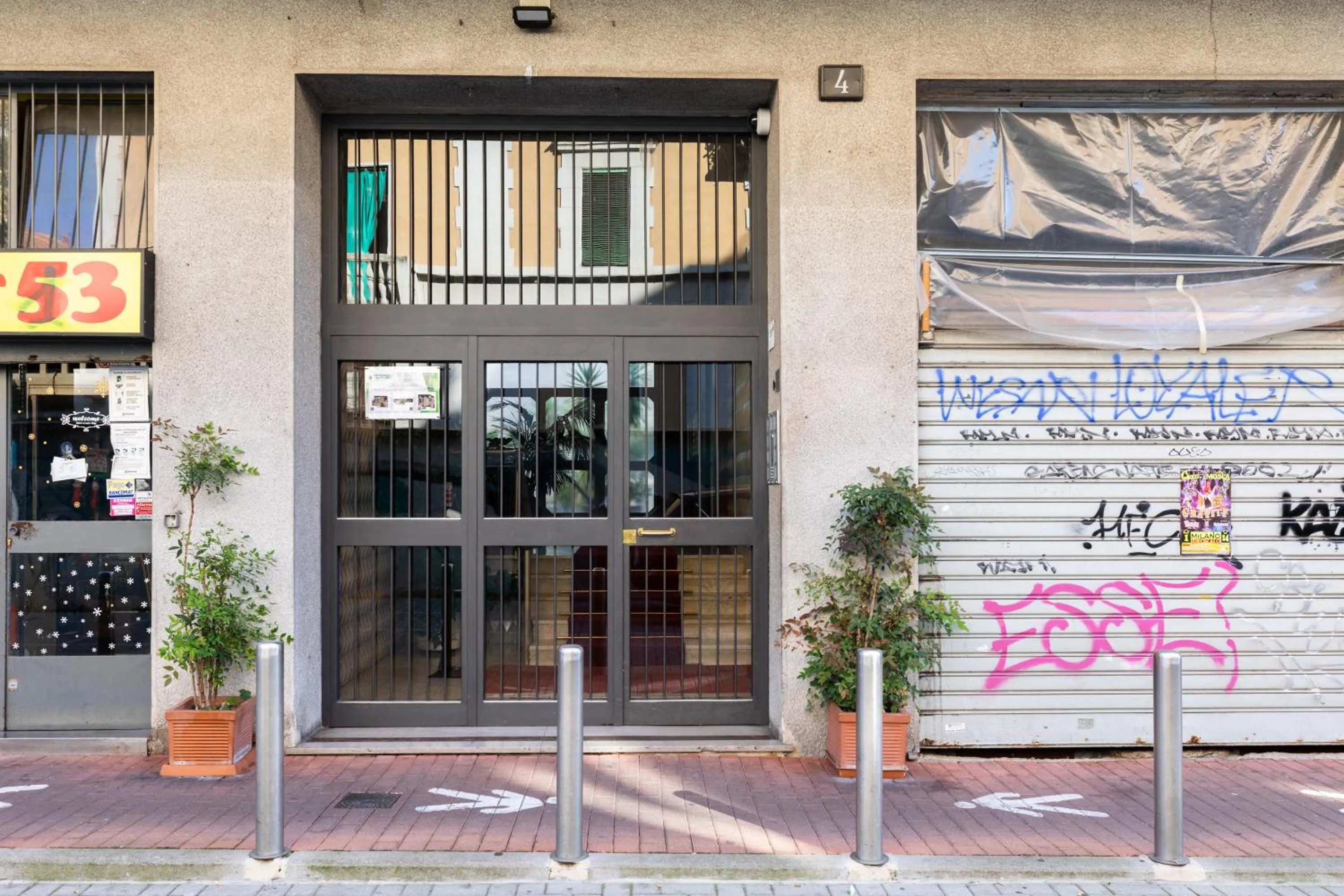 Facade/entrance in Dreamful Home - Arco della Pace