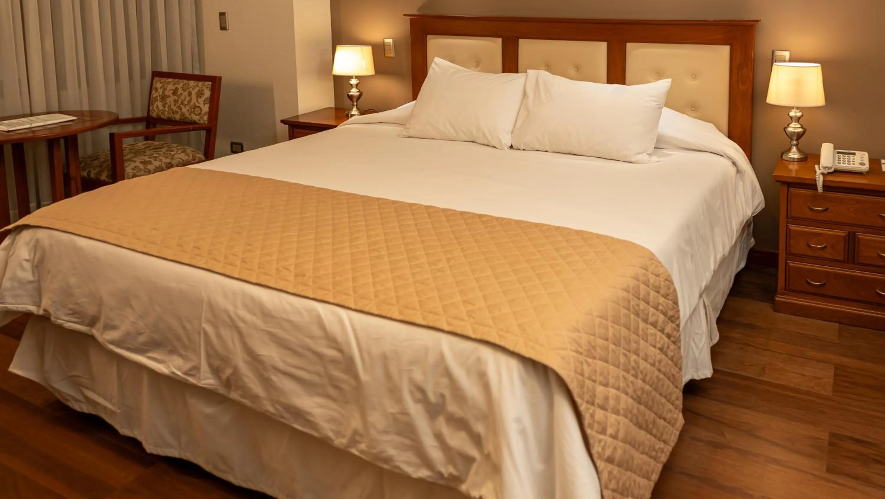 Bed in Gran Hotel Toloma