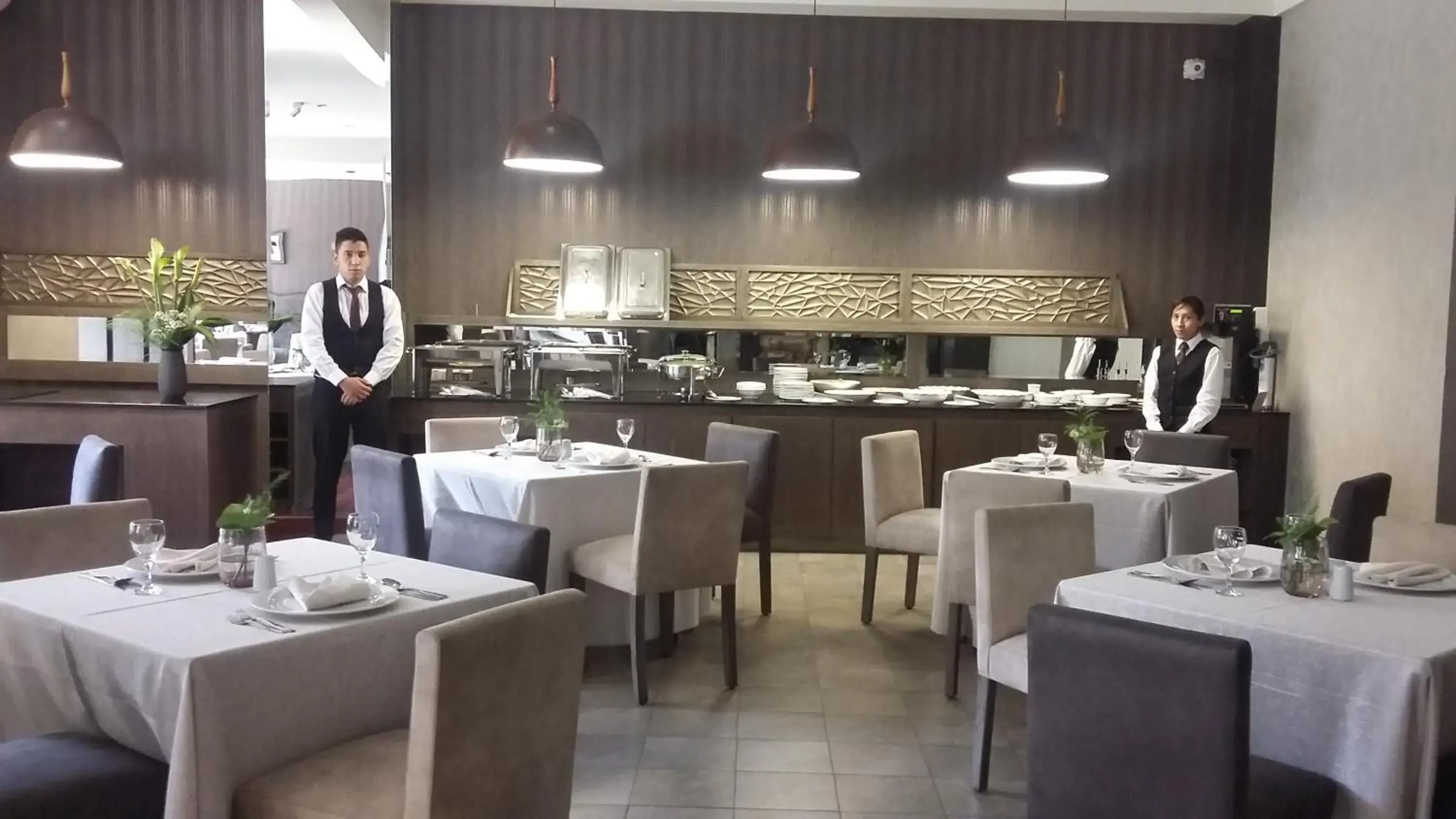 Restaurant/places to eat in Gran Hotel Toloma Restaurant/places to eat in Gran Hotel Toloma
