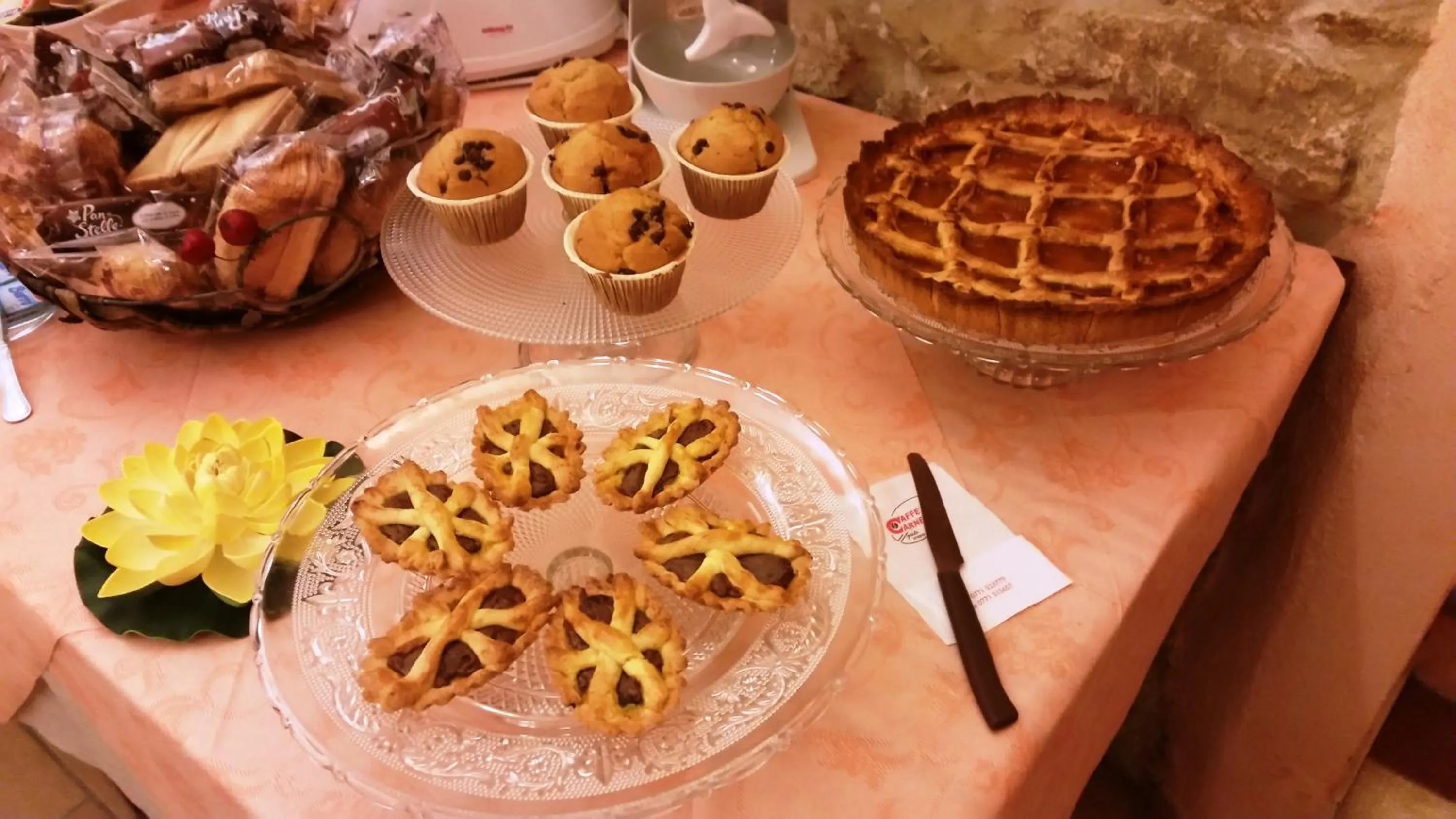 Food and drinks in Bed And Breakfast Camere Primavera