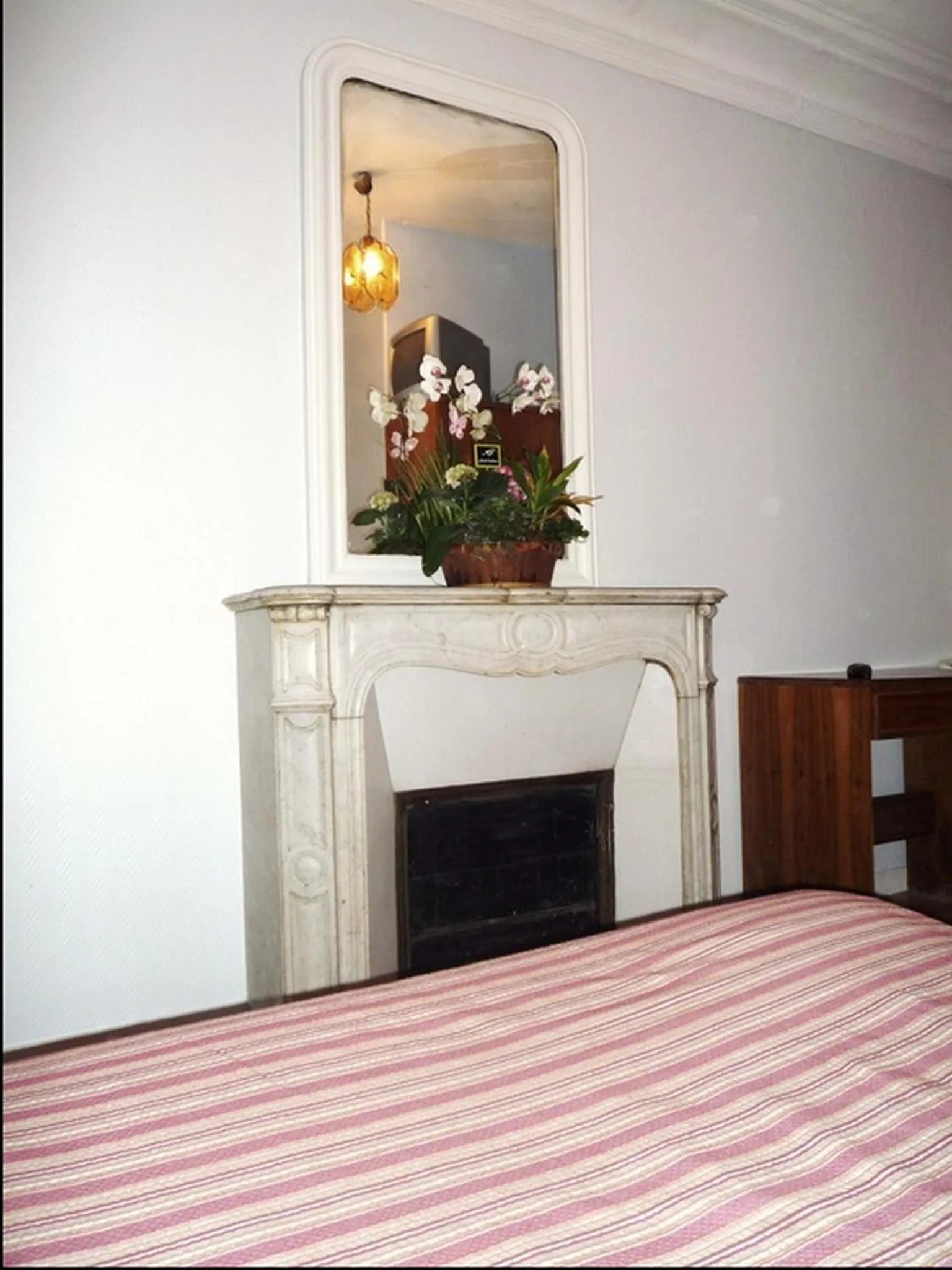 Bed in Hôtel Du Brabant