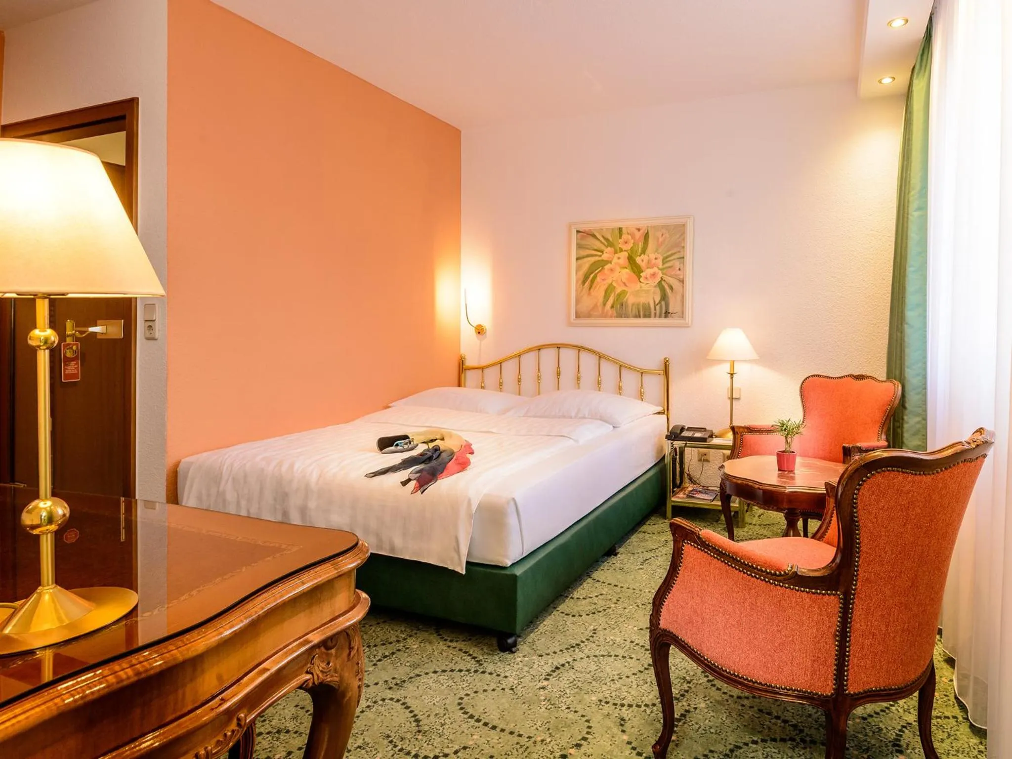 Photo of the whole room, Bed in Hotel Palmenhof