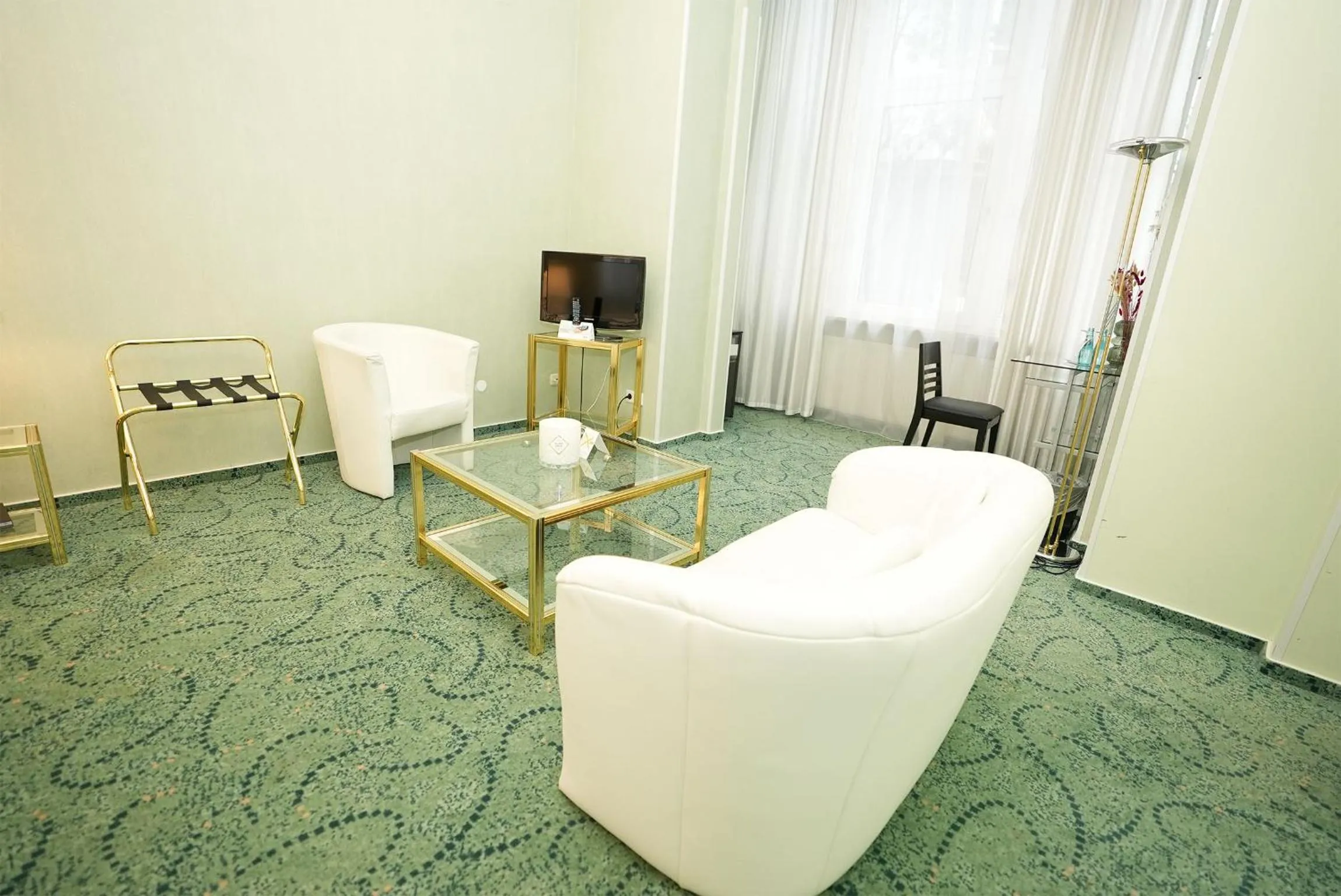 Photo of the whole room, Bed in Hotel Palmenhof