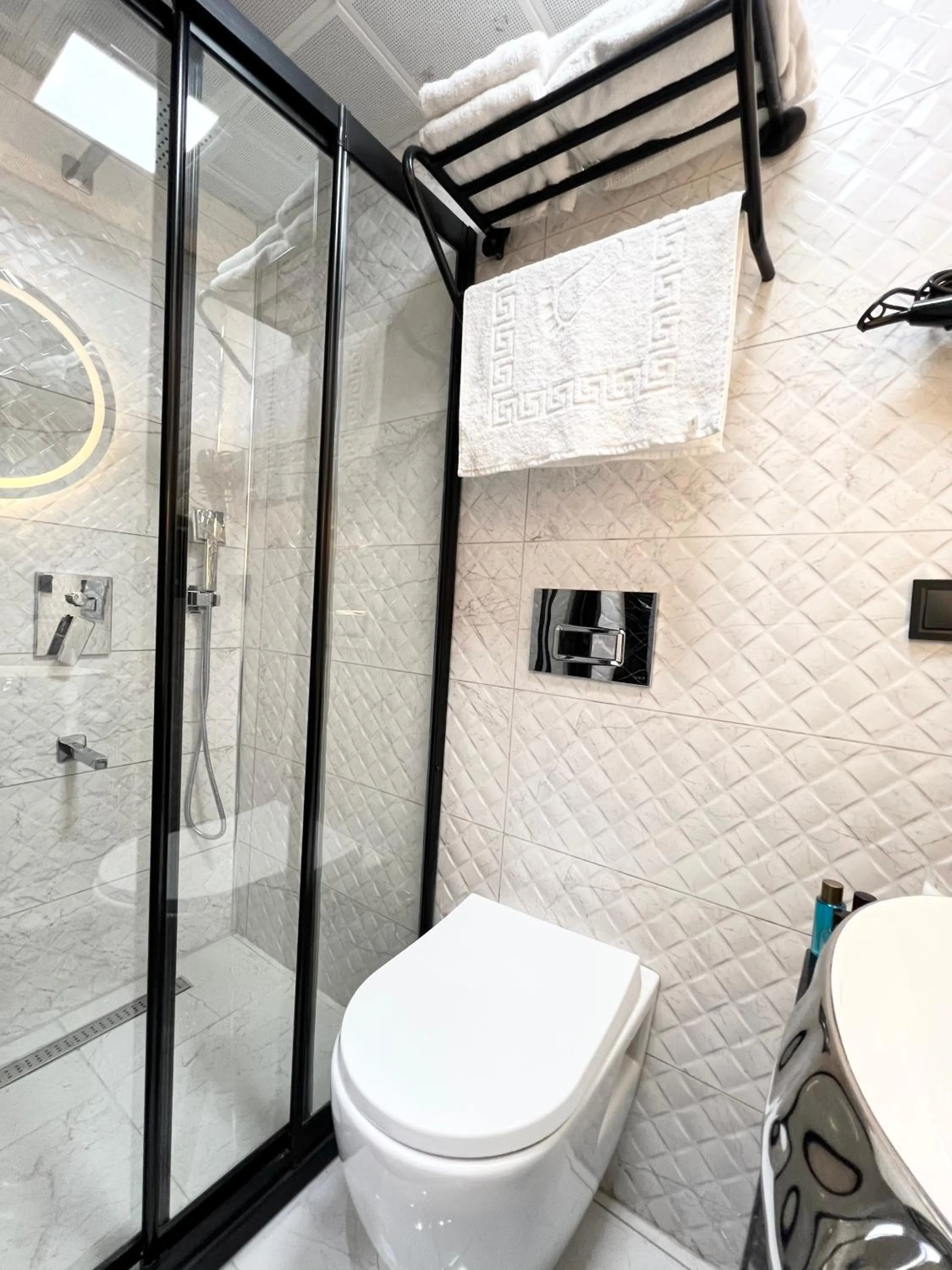 Taksim Larissa hotel suites