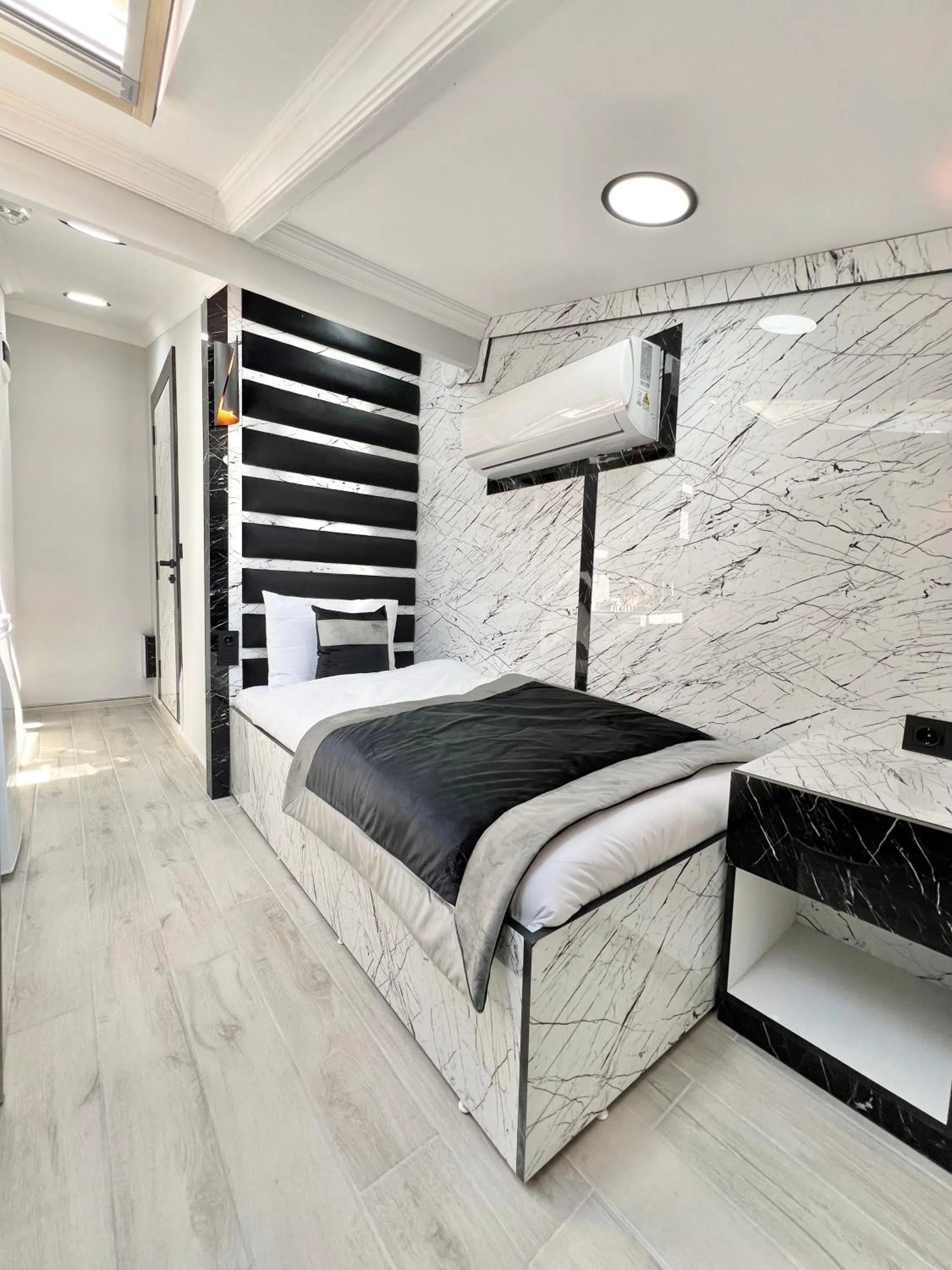 Bed in Taksim Larissa hotel suites